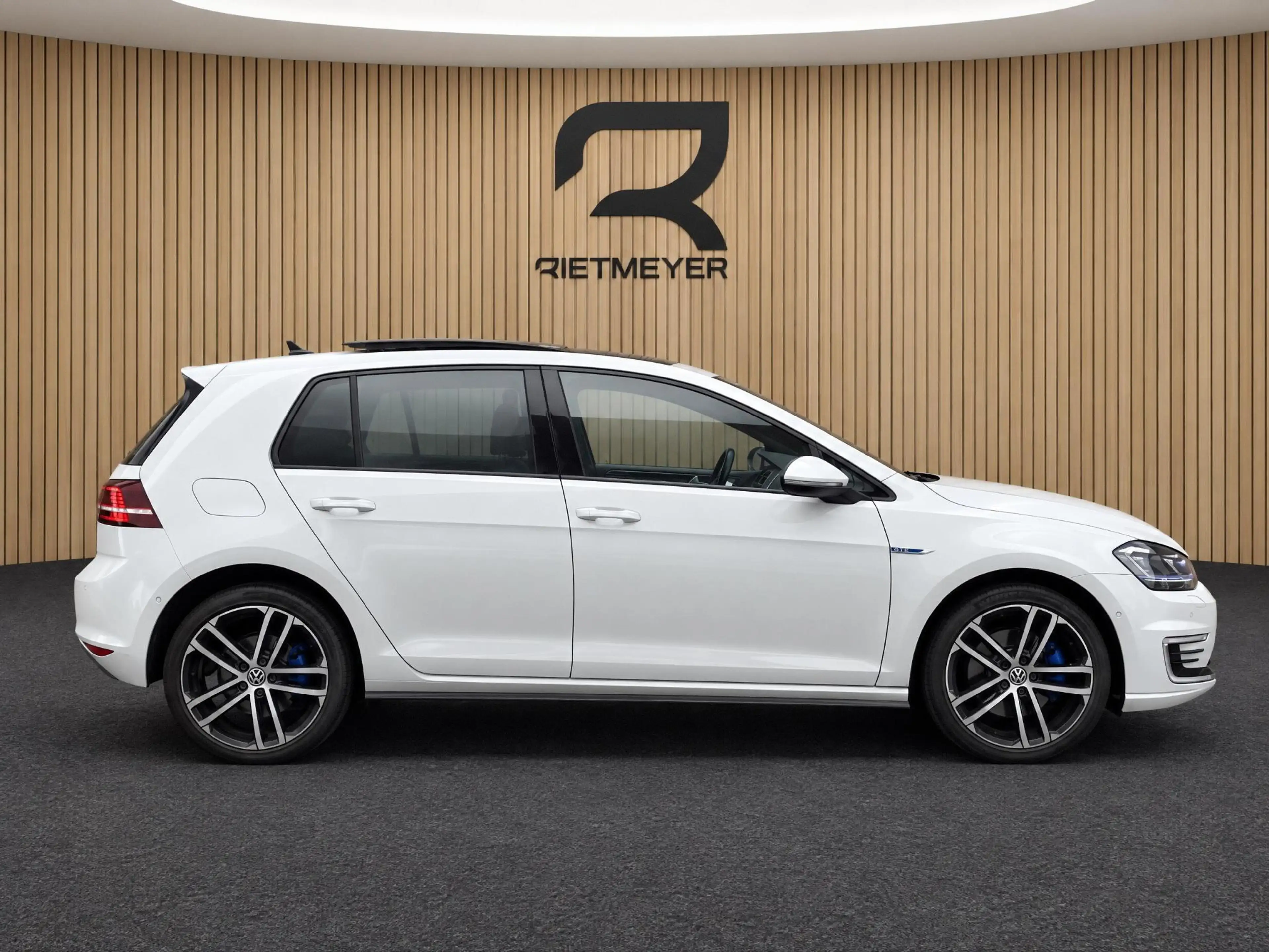 Volkswagen Golf GTE 1.4 TSI |Pano |Leder |Stoelverw. |Camera |ACC — photo 11