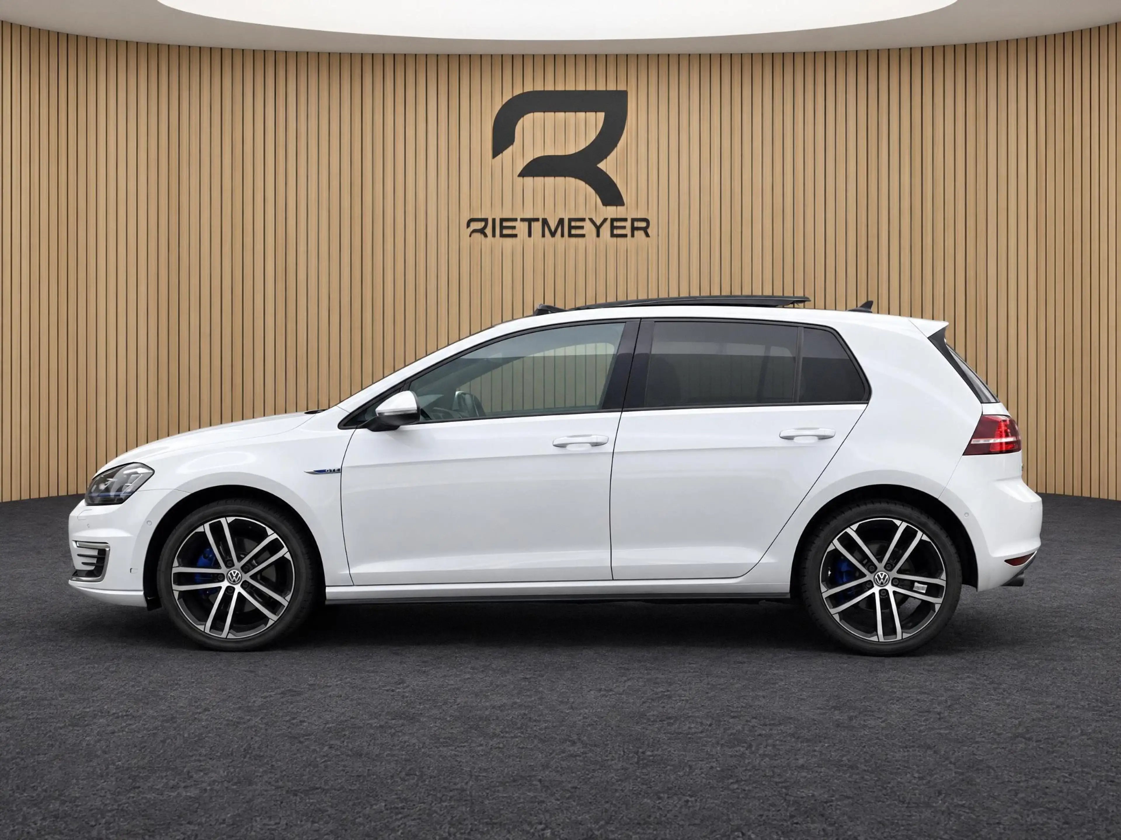 Volkswagen Golf GTE 1.4 TSI |Pano |Leder |Stoelverw. |Camera |ACC — photo 2