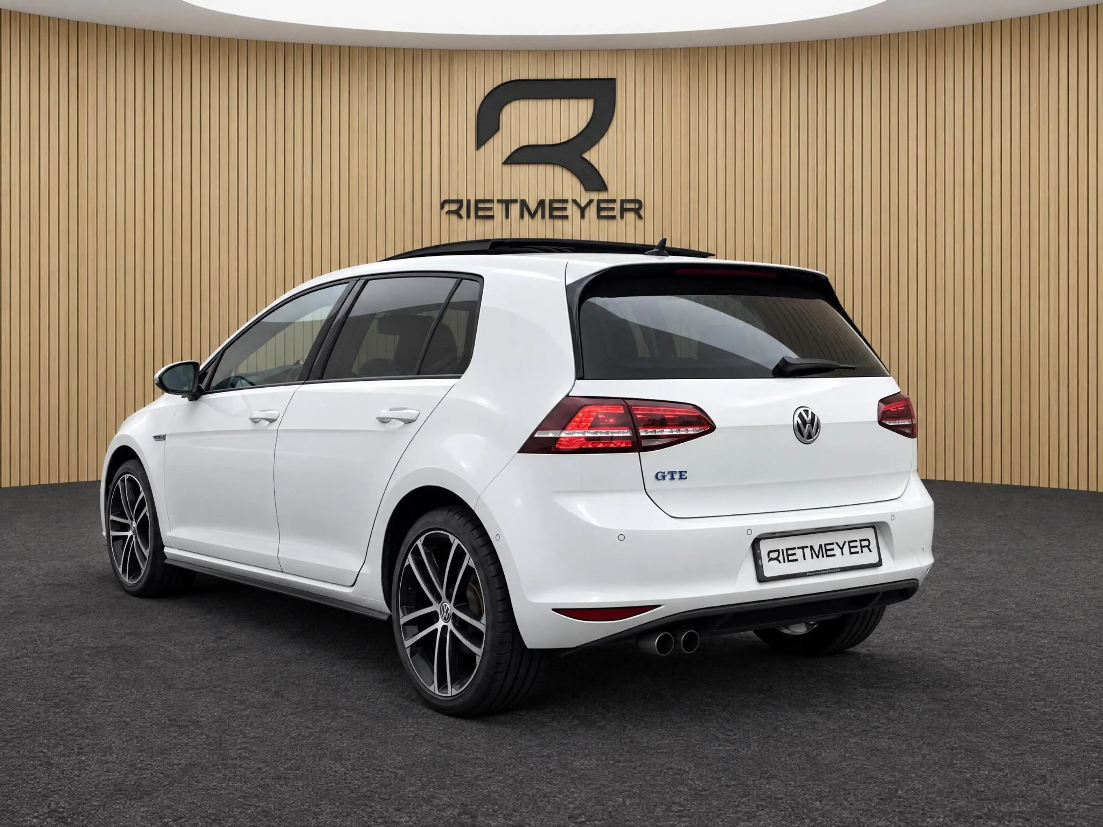 Volkswagen Golf GTE 1.4 TSI |Pano |Leder |Stoelverw. |Camera |ACC — photo 3