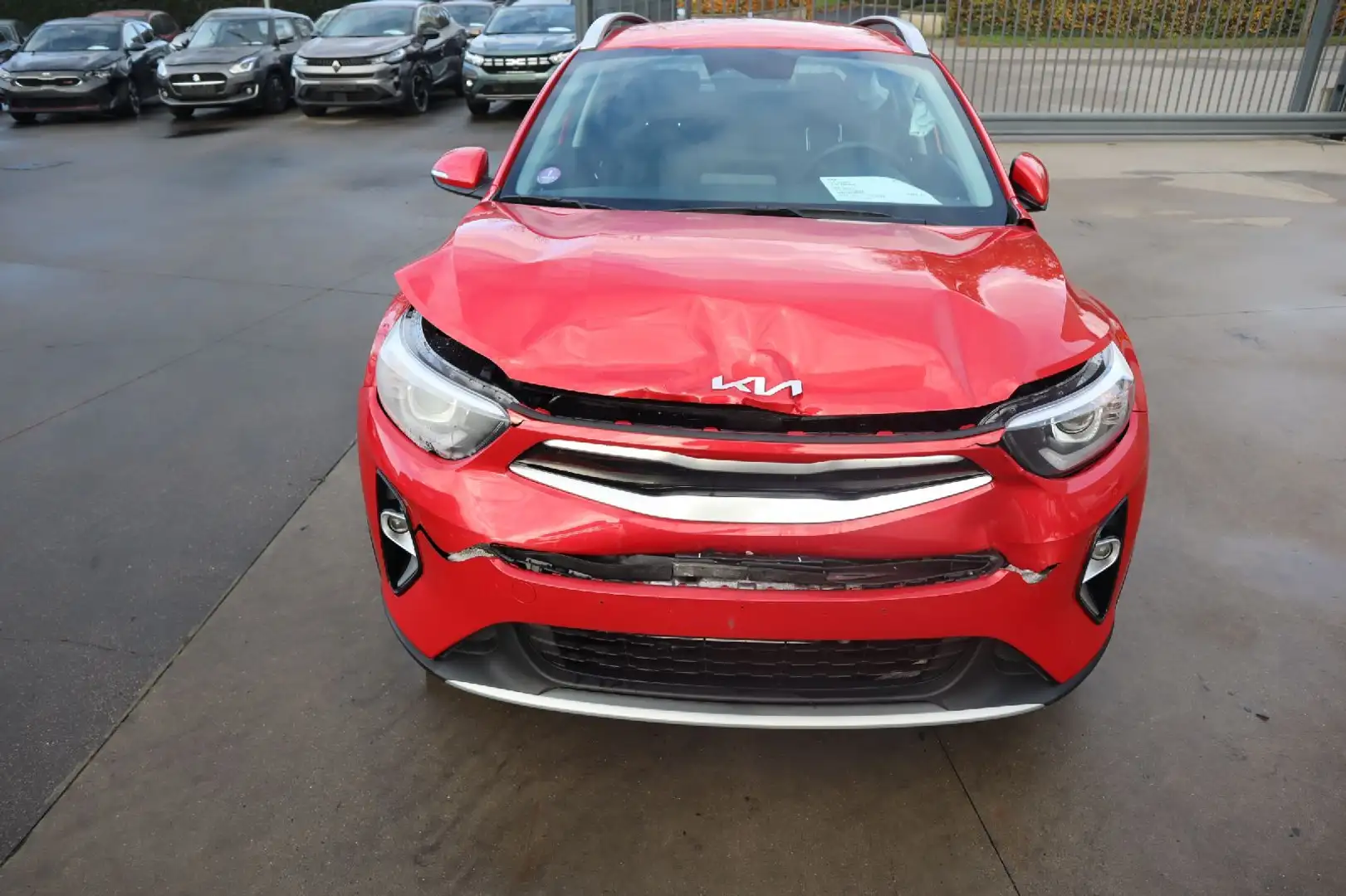 Kia Stonic 1.0 Benz Rojo - 2