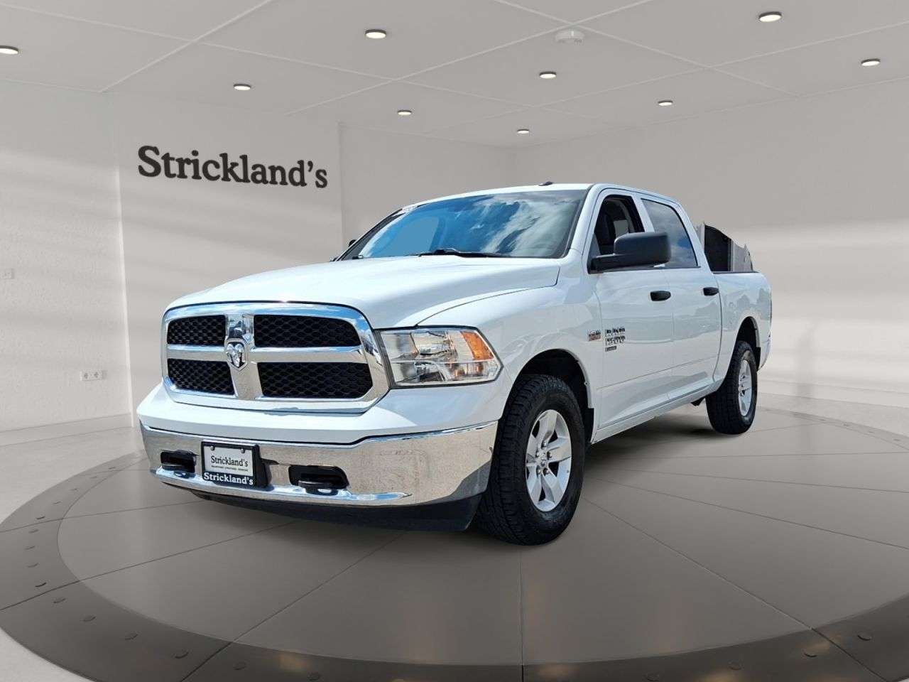 2023 RAM 1500 CREW CAB SLT 4X4