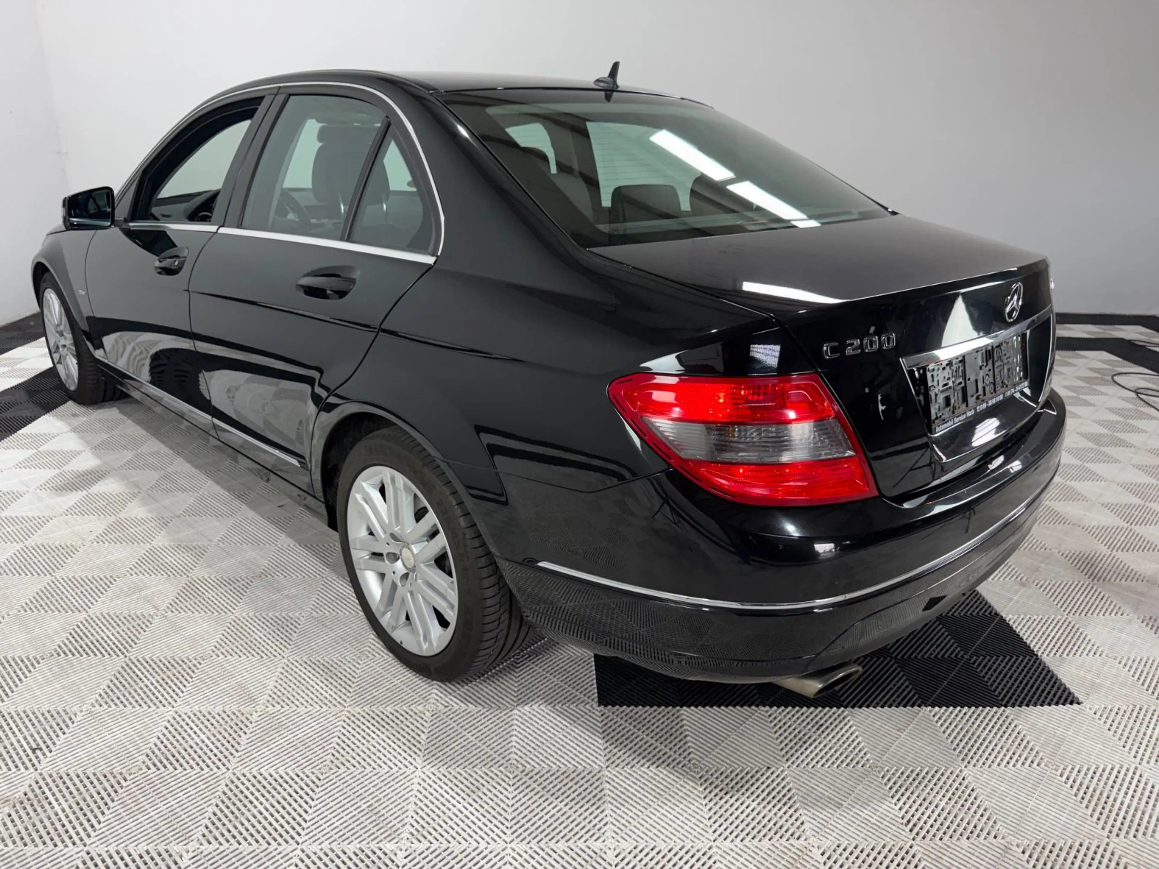 Mercedes-Benz C 200 CGI Avantgarde BlueEFFICIENCY°Klima°Navi° — photo 8
