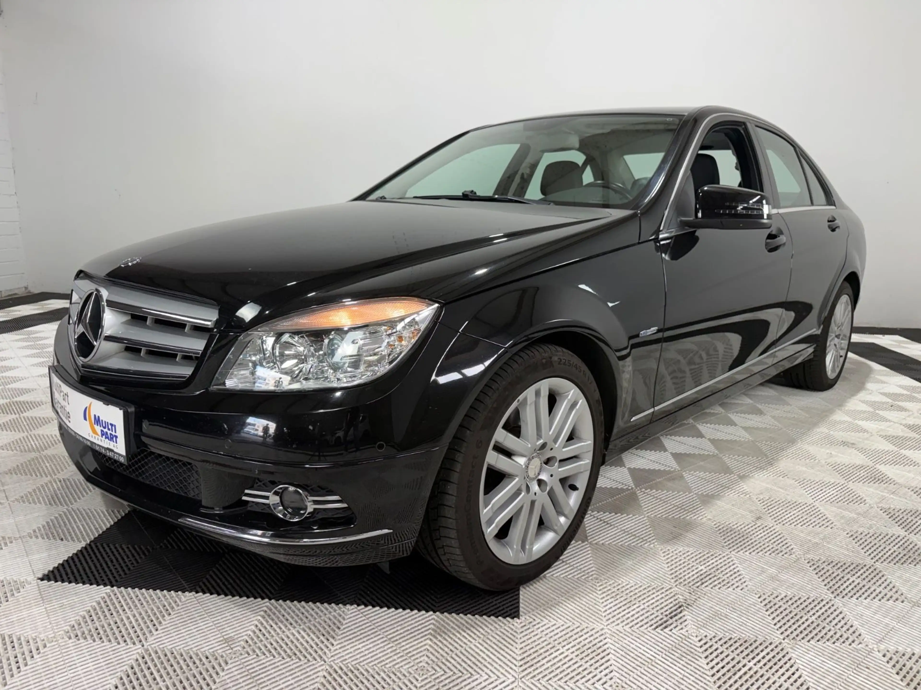 Mercedes-Benz C 200 CGI Avantgarde BlueEFFICIENCY°Klima°Navi°