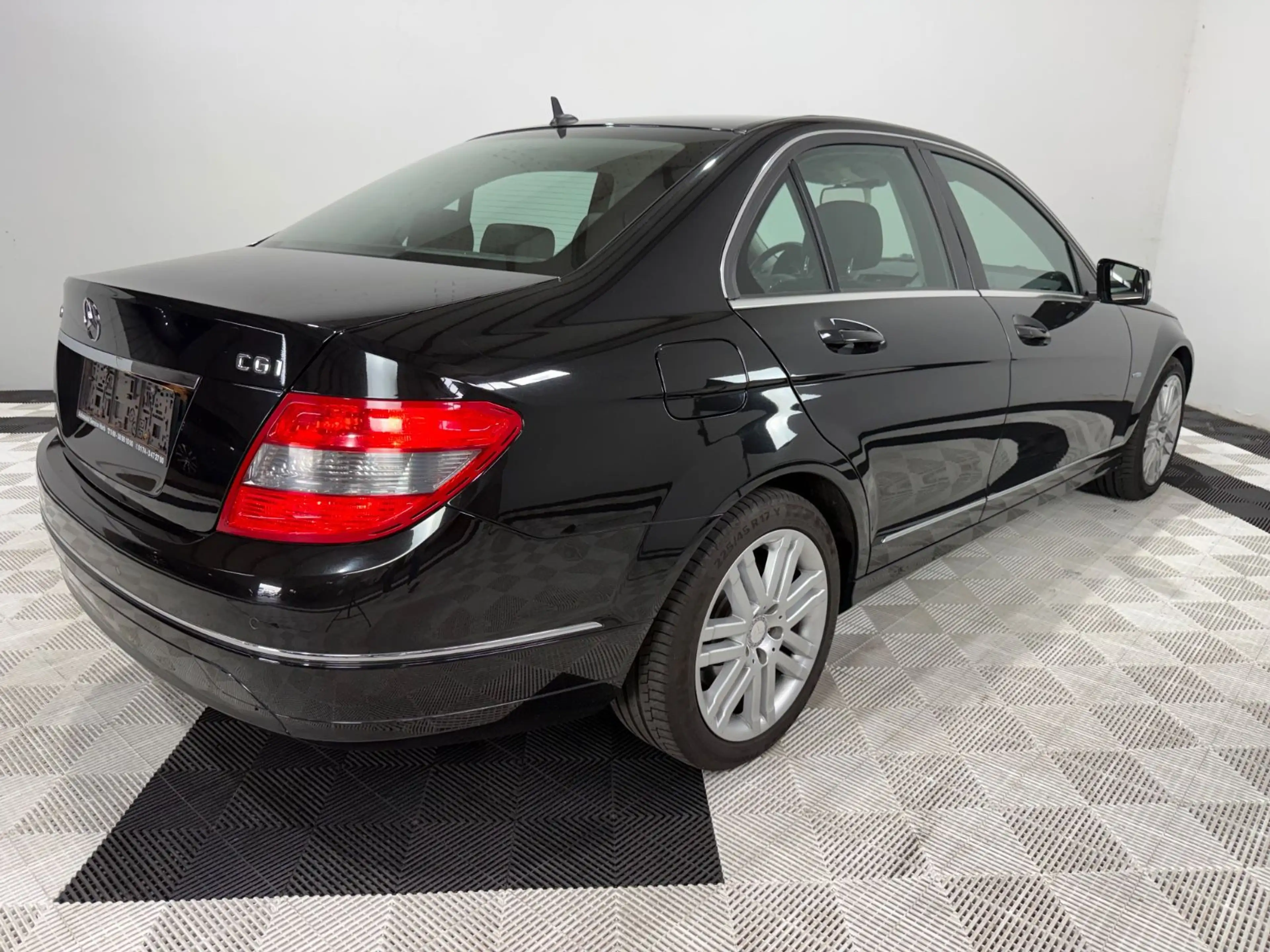 Mercedes-Benz C 200 CGI Avantgarde BlueEFFICIENCY°Klima°Navi° — photo 11
