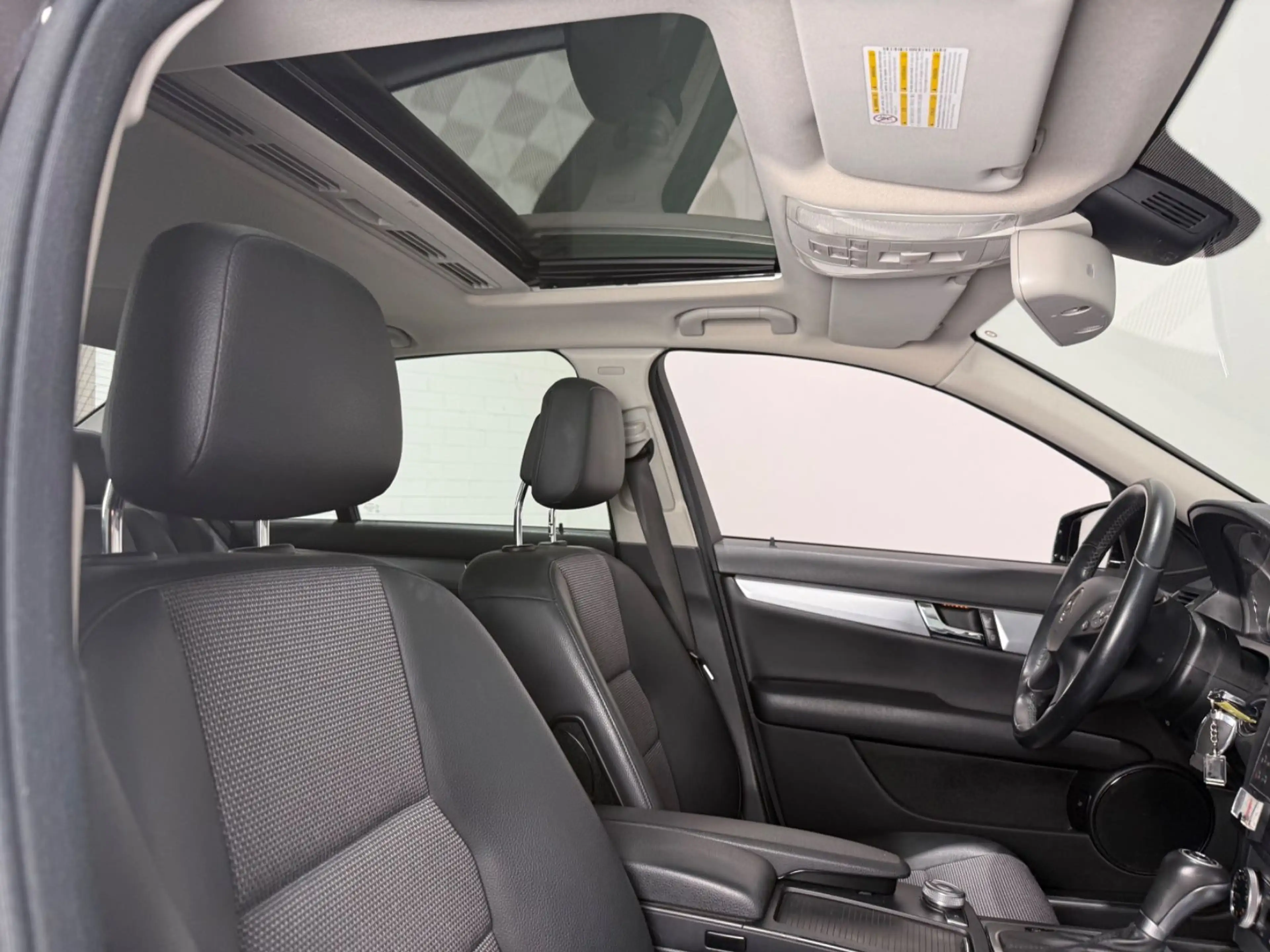 Mercedes-Benz C 200 CGI Avantgarde BlueEFFICIENCY°Klima°Navi° — photo 14