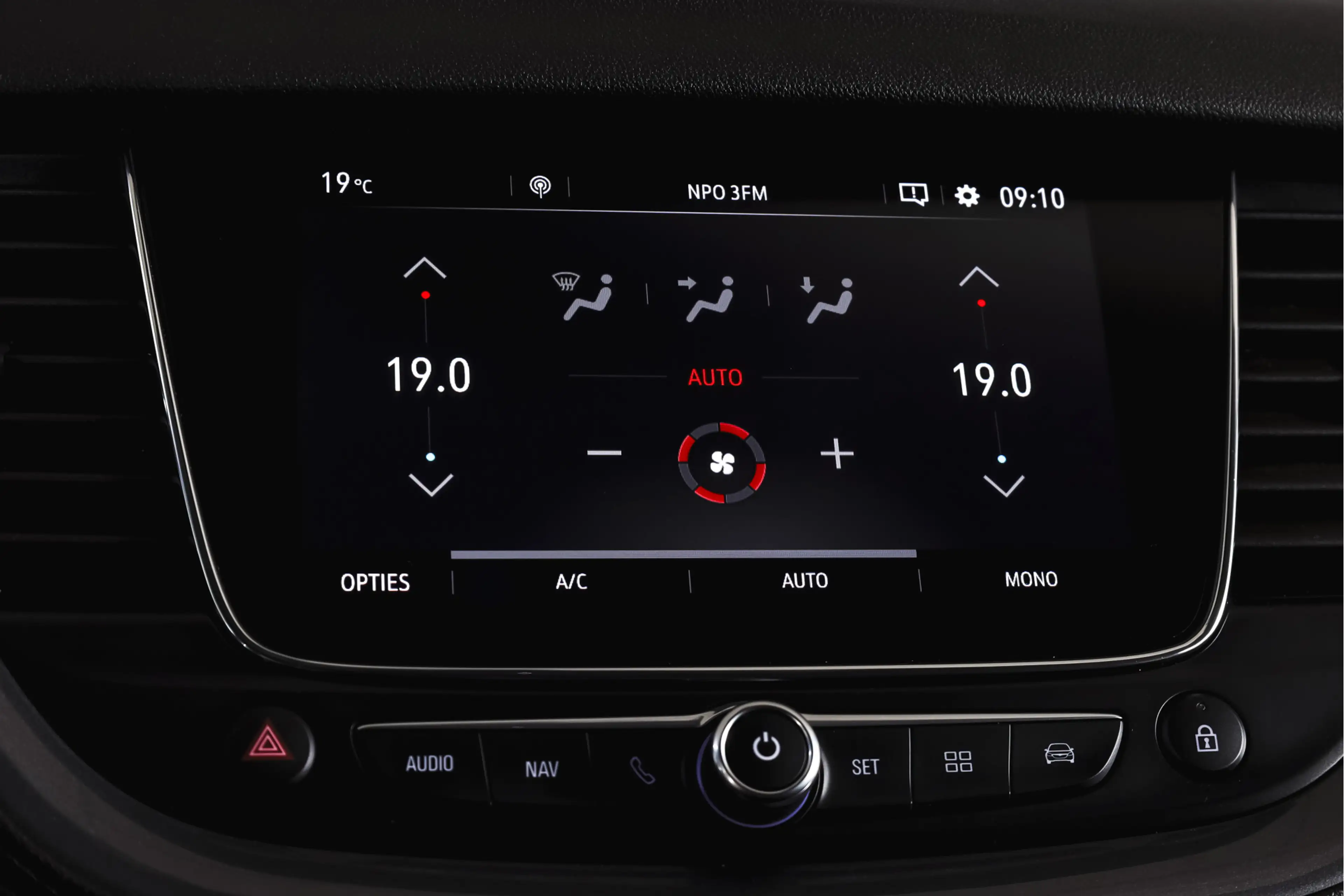 Opel Grandland X 1.2 Turbo 130 PK Innovation - Automaat Org. NL. | — photo 18