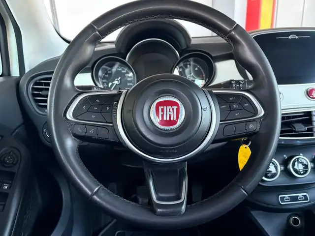 Fiat 500x view 11