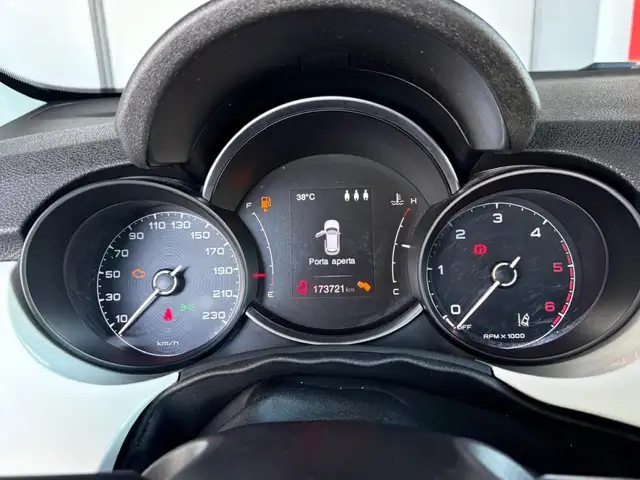 Fiat 500x view 14