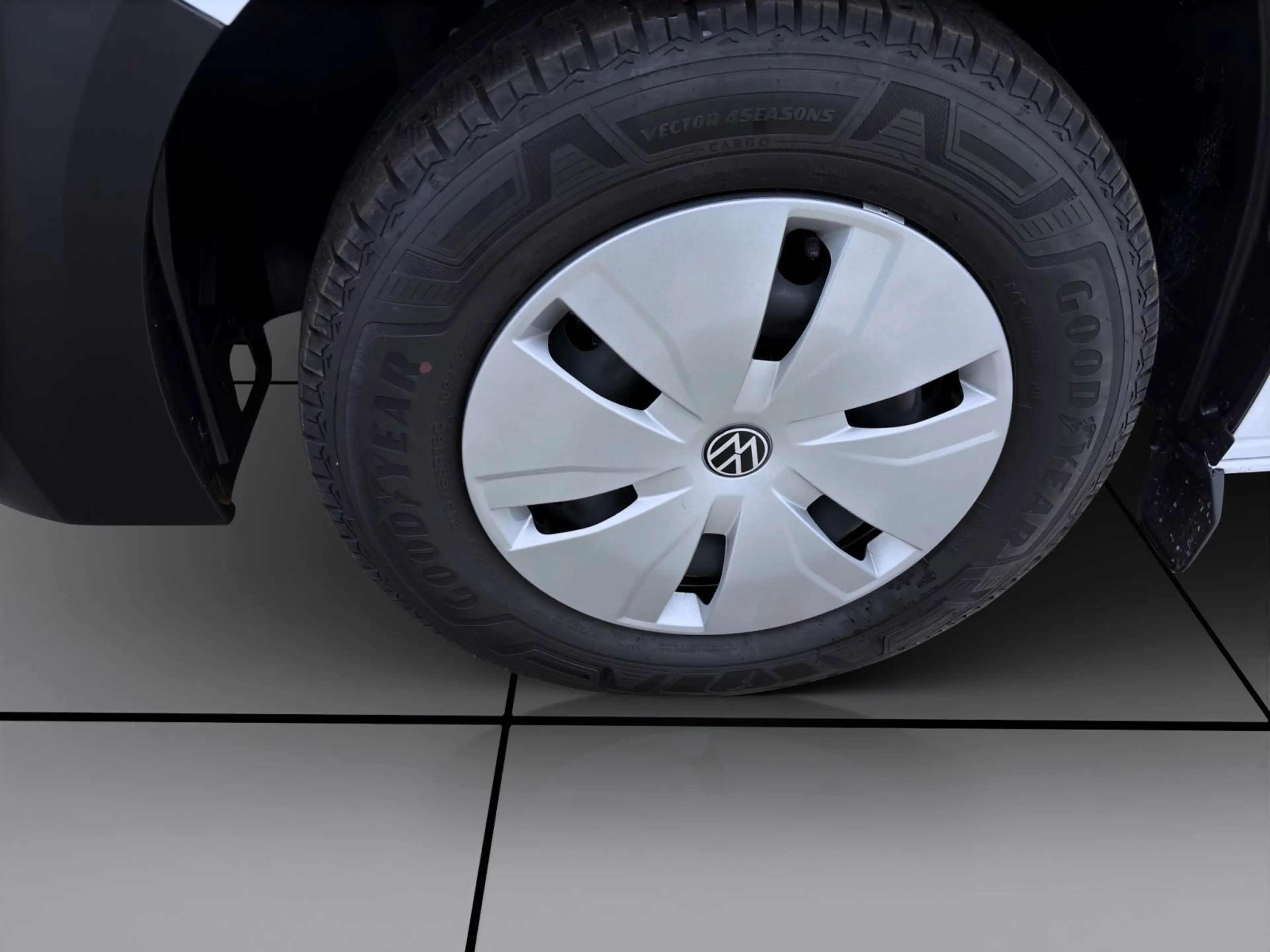 Volkswagen T7 Caravelle 2.0 TDI KR NAVI KAMERA KLIMA PDC LE — photo 8