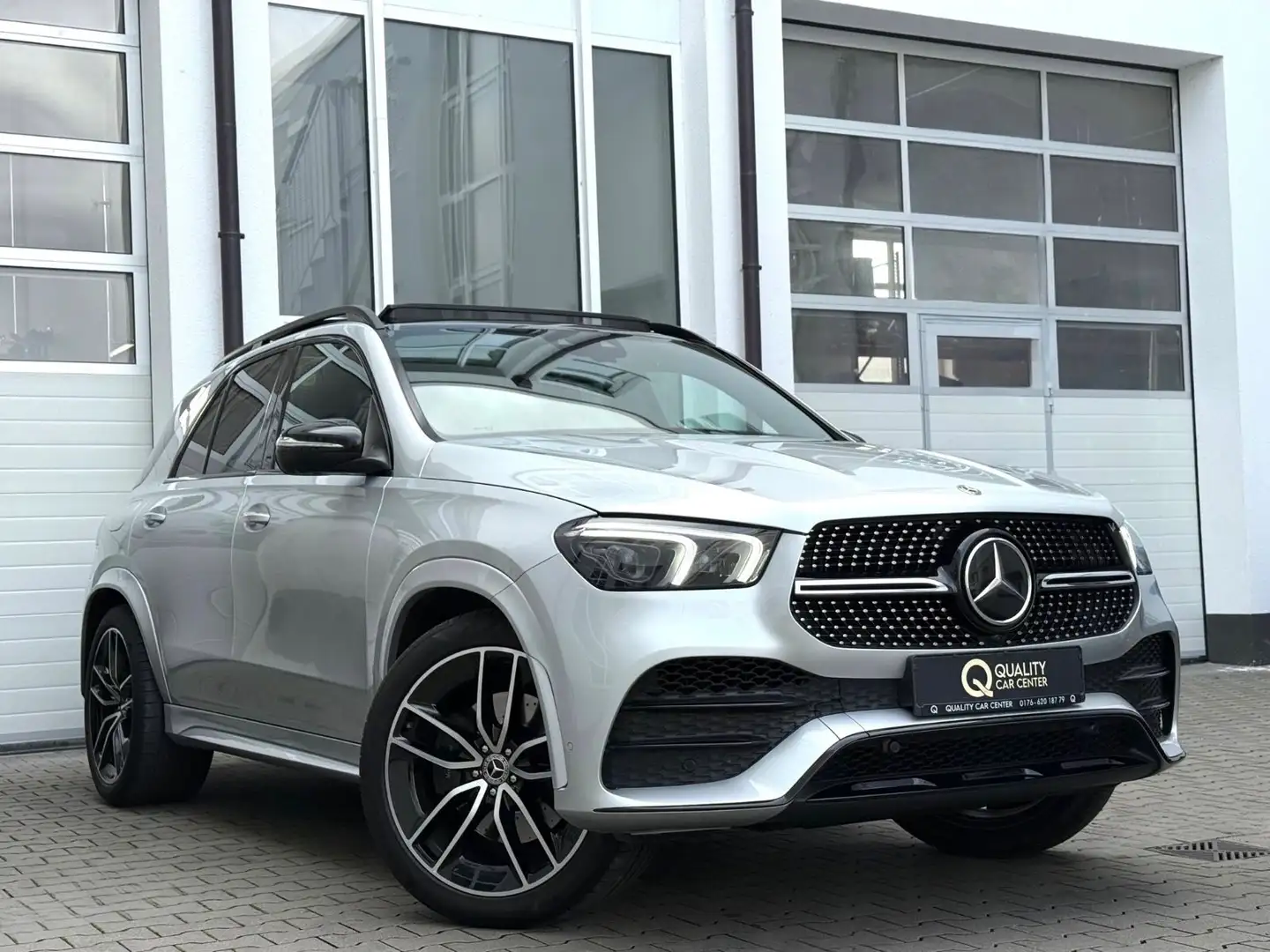 Mercedes-Benz GLE 400 d 4Matic AMG *VOLL*22 ZOLL*SOFTCOLSE* Silber - 1