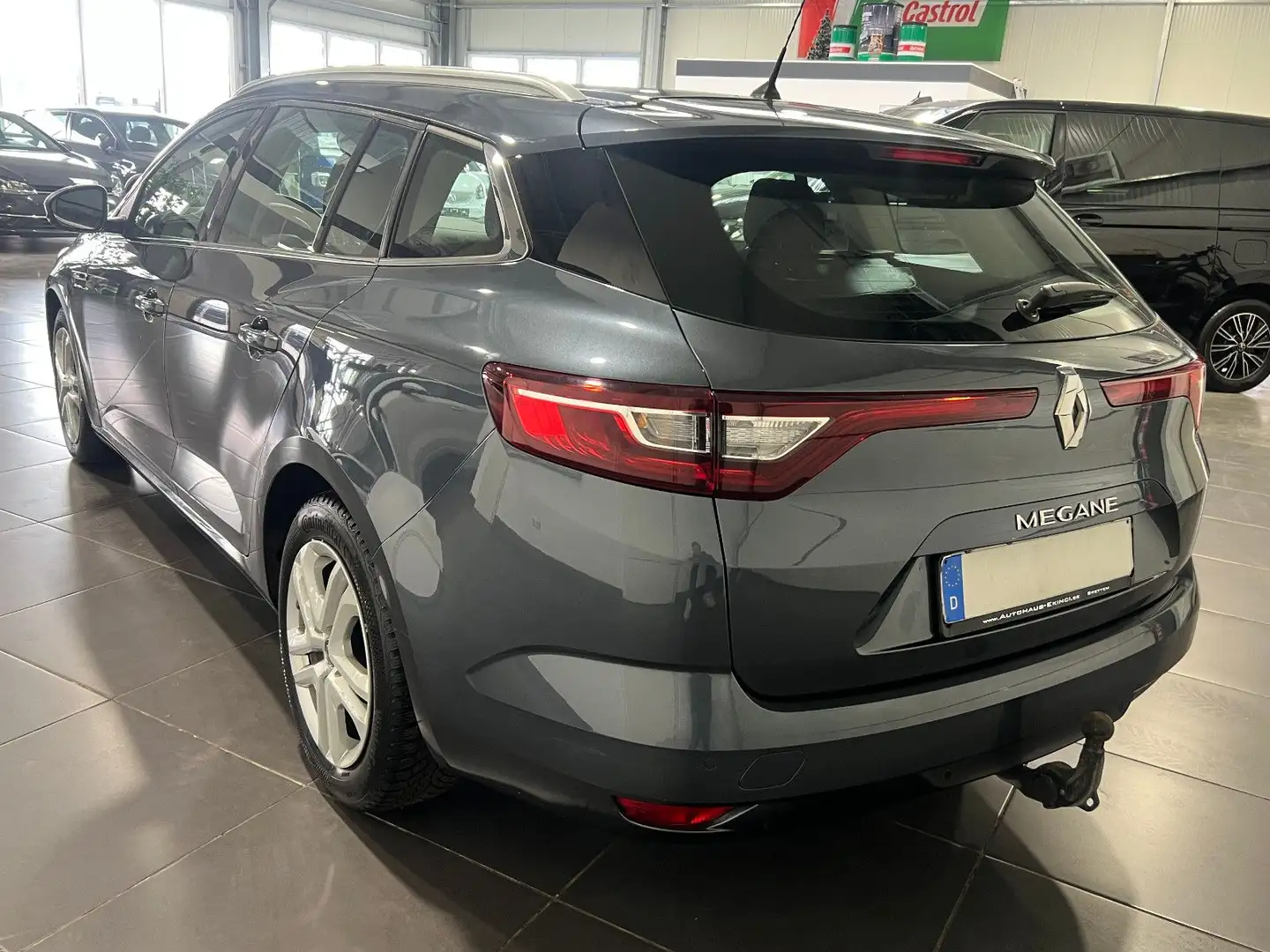 Renault Megane IV 1.5 dCi Grandtour Automatik **Navi** Grau - 2