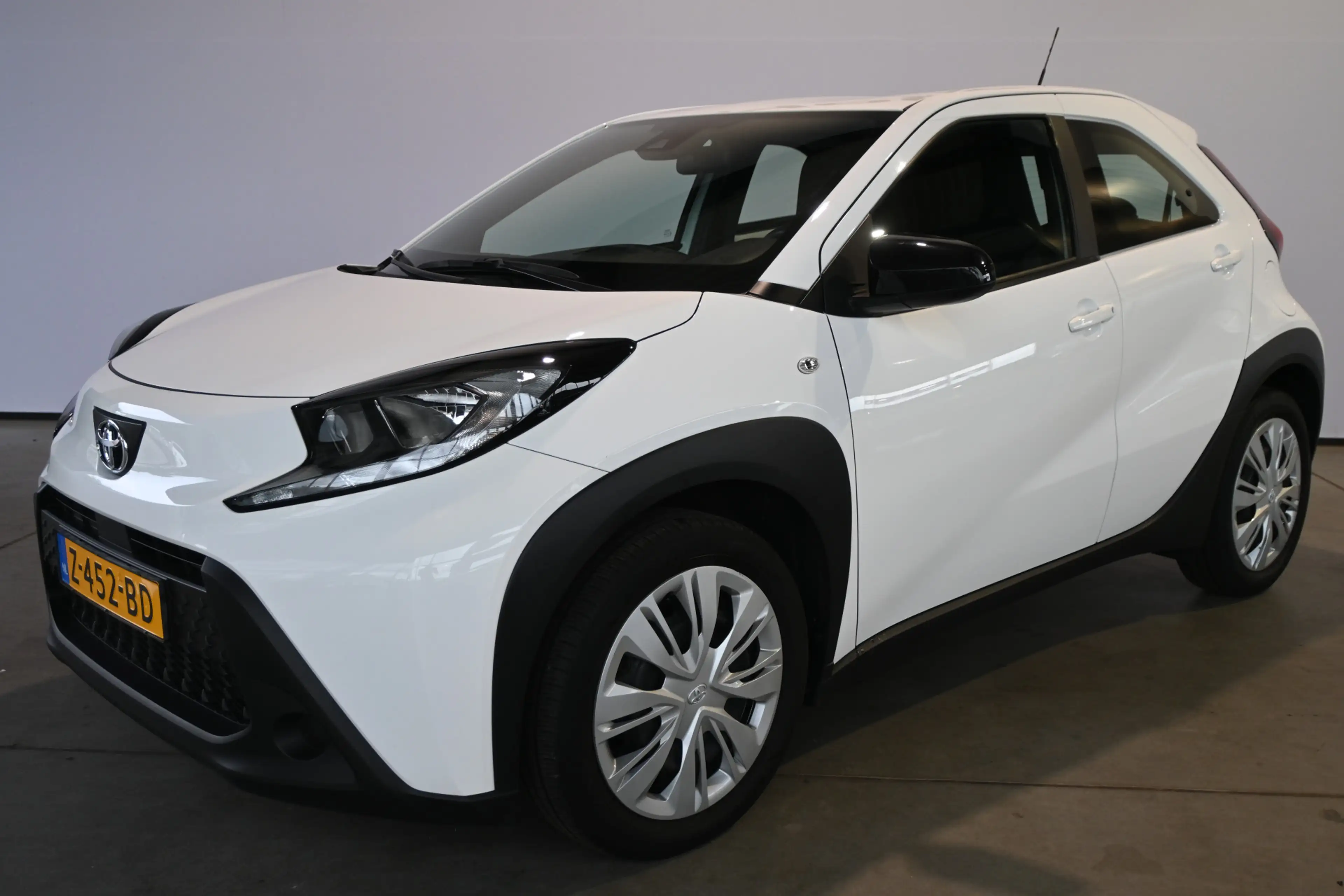 Toyota Aygo X 1.0 VVT-i MT Play Nap! Airco Adaptieve Cruise Came — photo 12