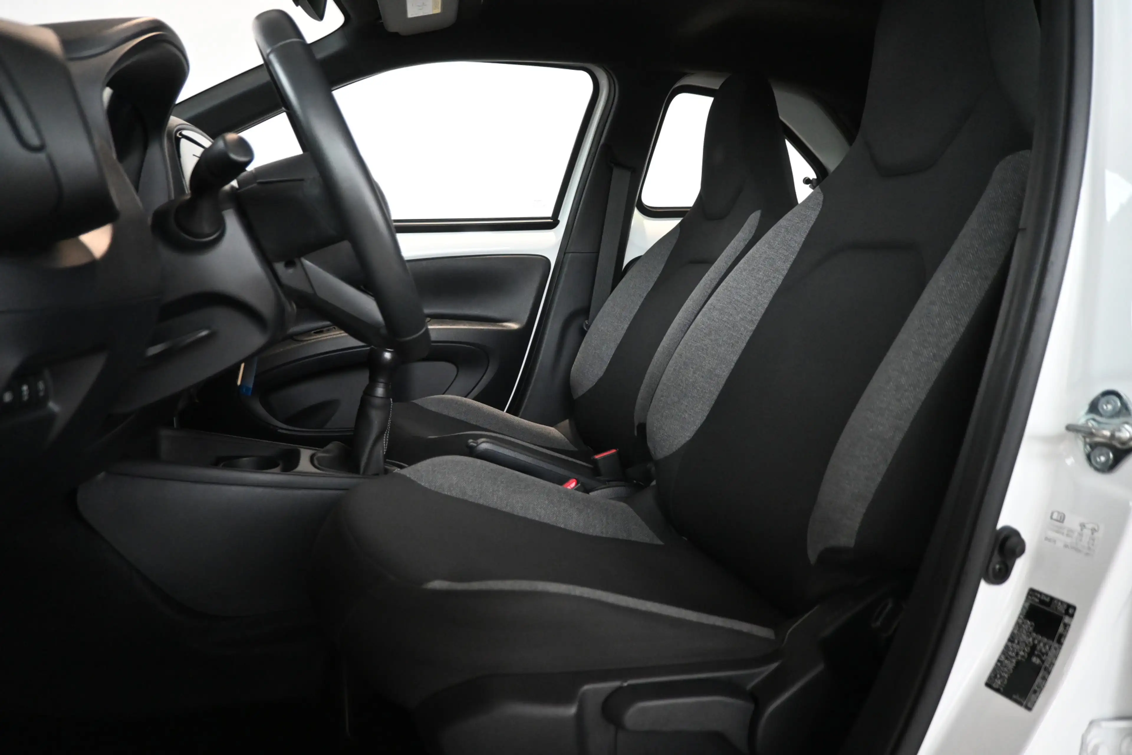 Toyota Aygo X 1.0 VVT-i MT Play Nap! Airco Adaptieve Cruise Came — photo 7