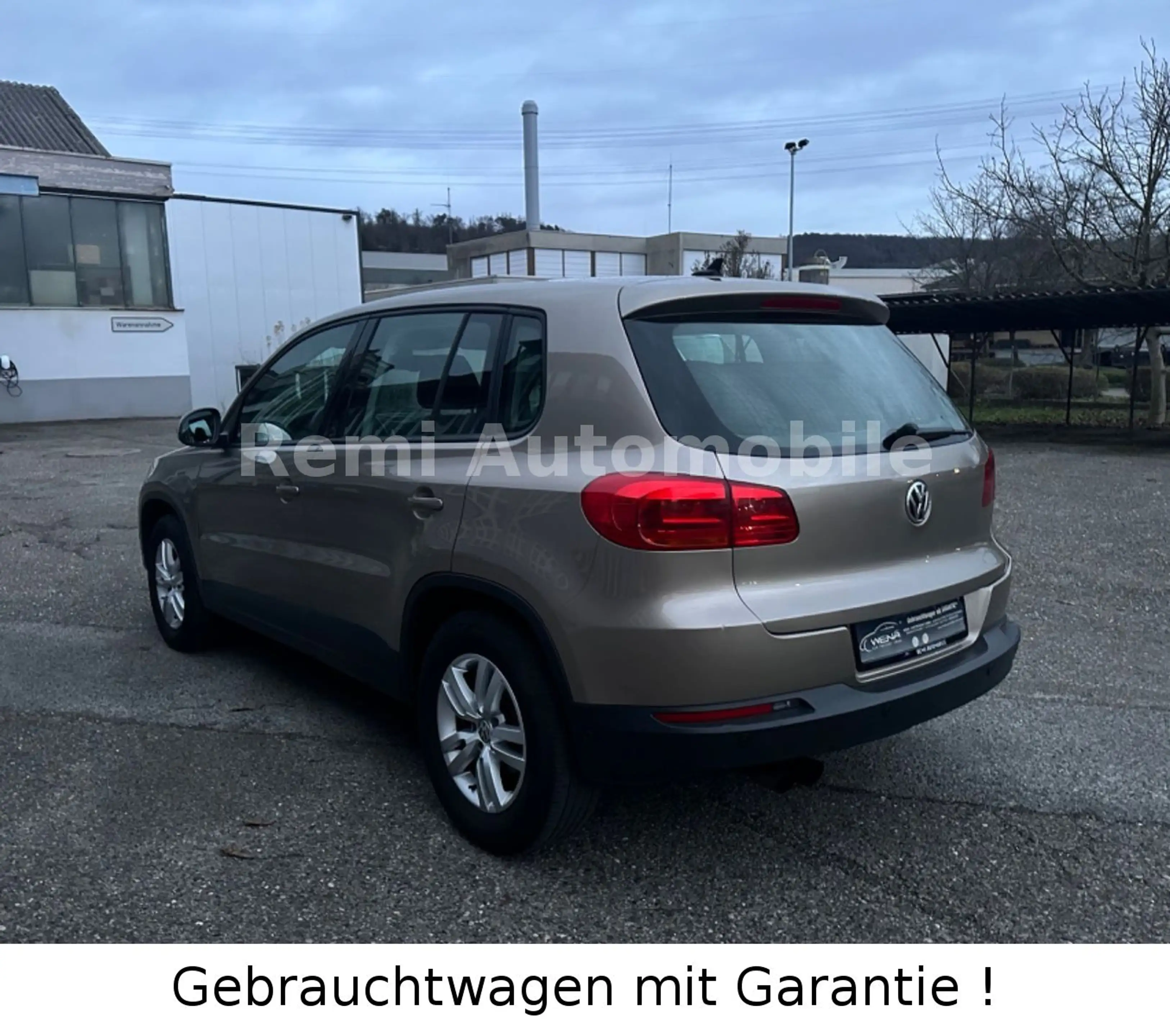 Volkswagen Tiguan Track & Field 4Motion MOTOR NEU — photo 5