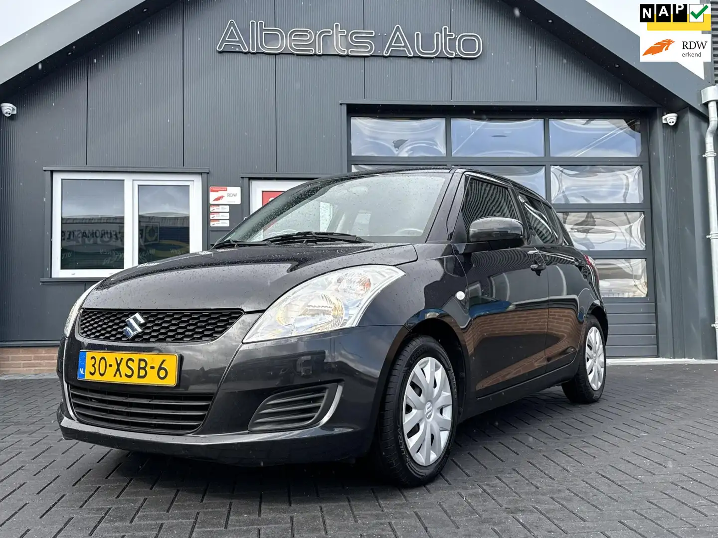 Suzuki Swift 1.2 Summer EASSS | AIRCO | 5 DEURS | NIEUWE APK | Zwart - 1