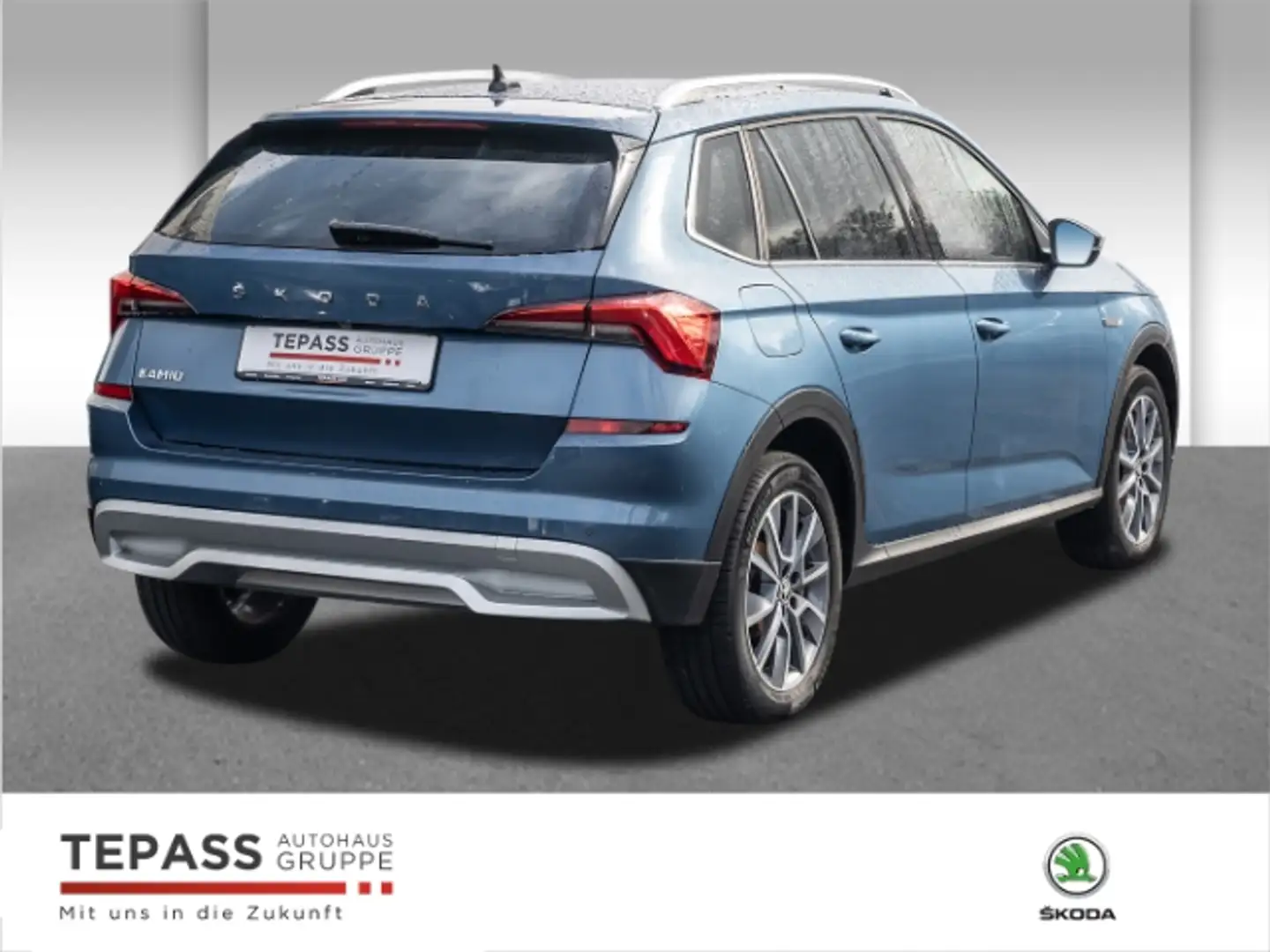 Skoda Kamiq 1.5l TSI Scoutline NAVI KLIMA PDC LED AHK Blau - 2