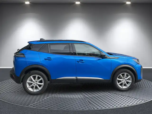 Peugeot 2008 view 6