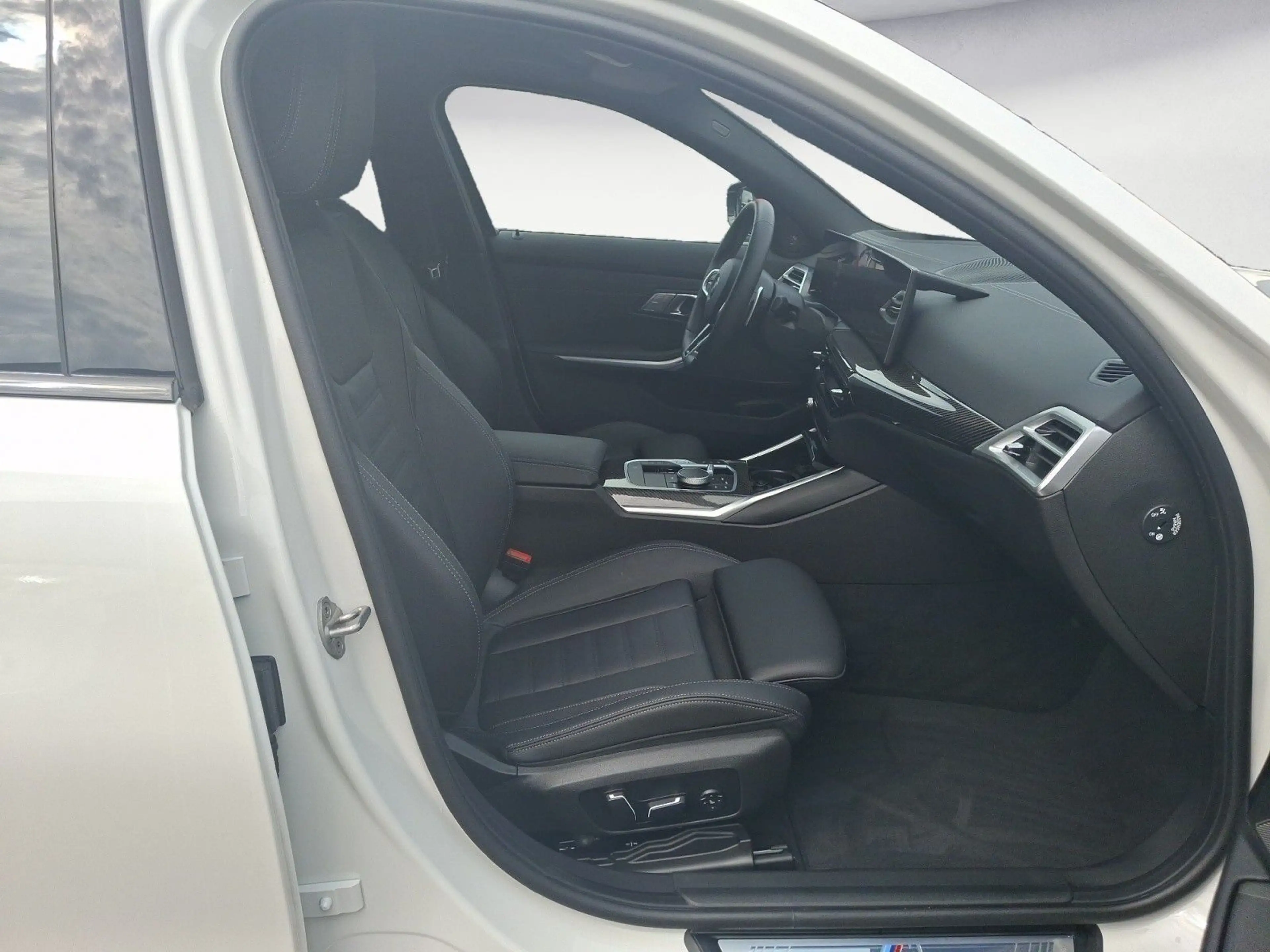 BMW M3 xDrive Aut. Limousine M Sportpaket Pro Led — photo 15