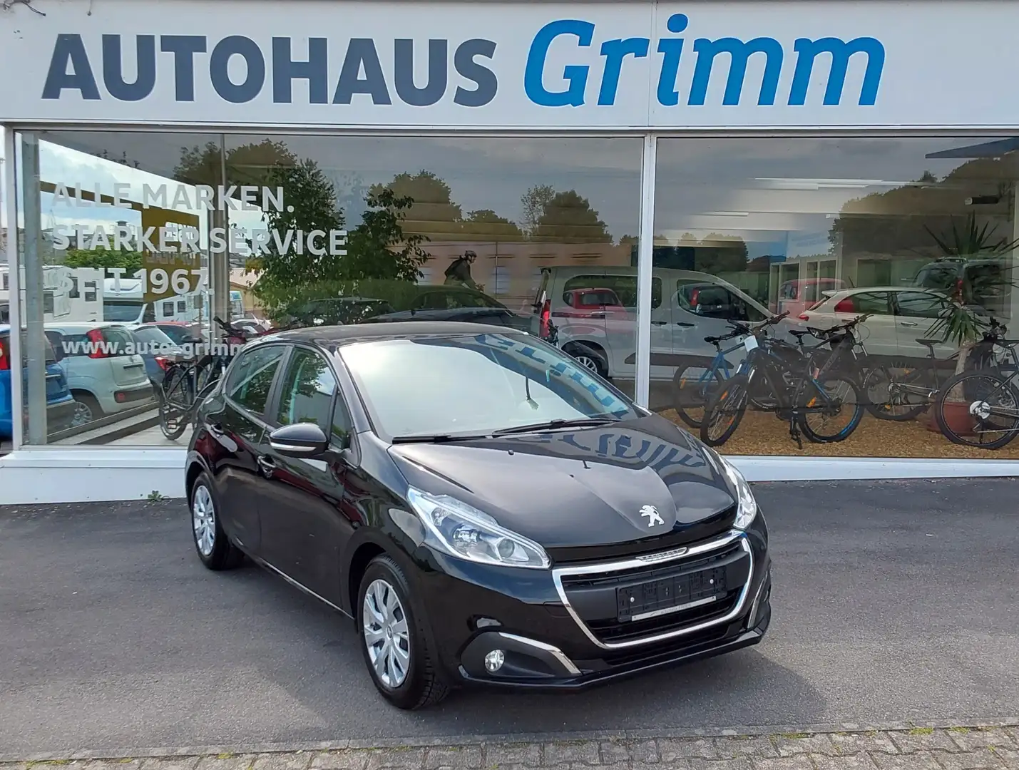 Peugeot 208 PureTech 82PS "Klima, SHZ, PDC, Tempomat" uvm Noir - 1