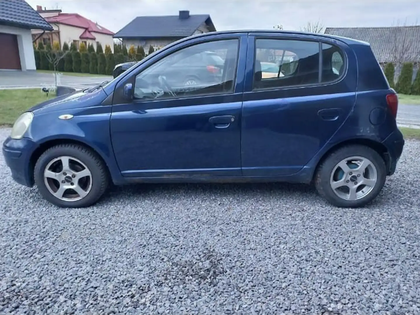 Toyota Yaris 1.0 C Blauw - 1