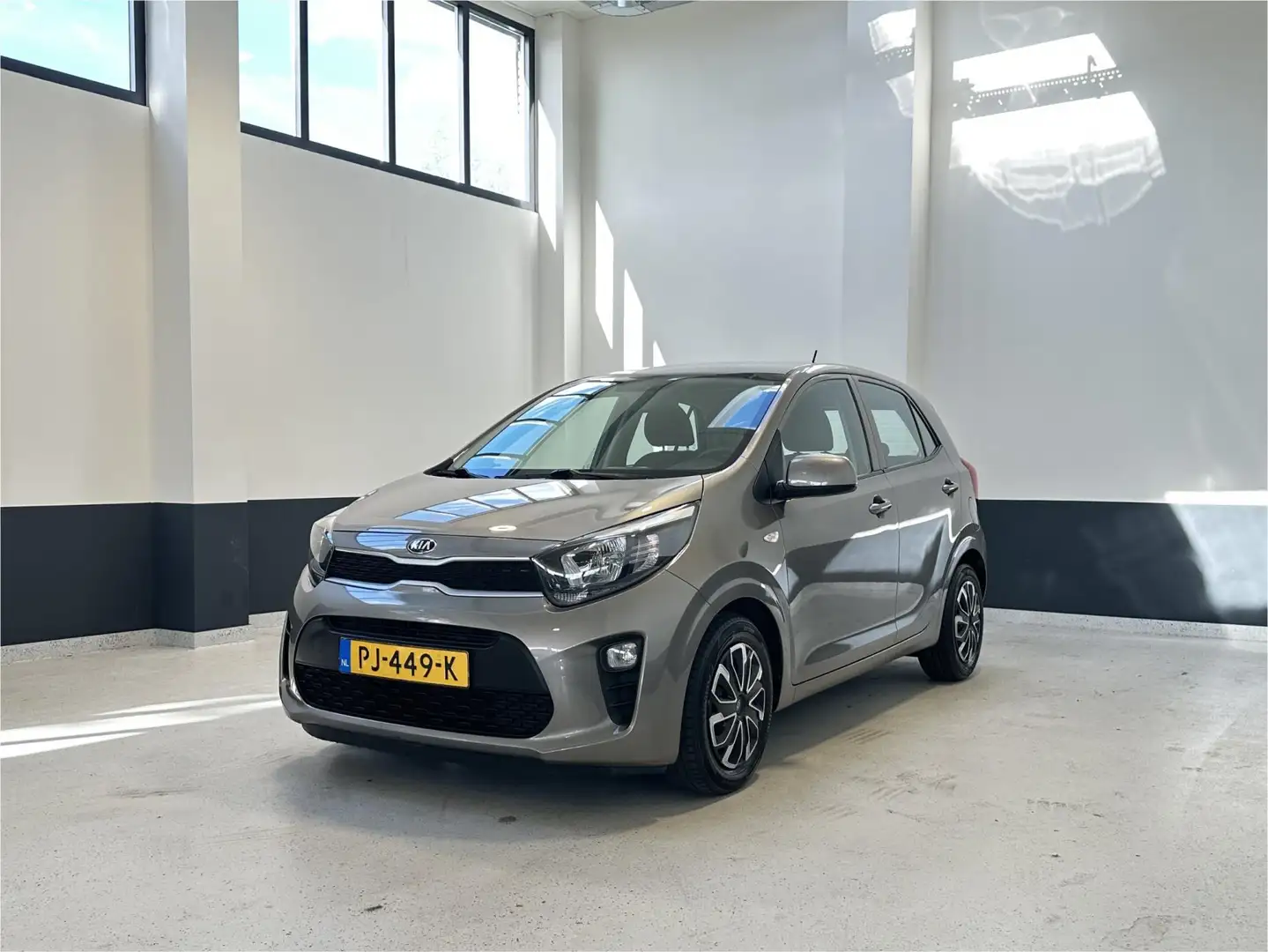 Kia Picanto 1.0 CVVT EconomyPlusLine |Bluetooth | NL | C.V | Gris - 2