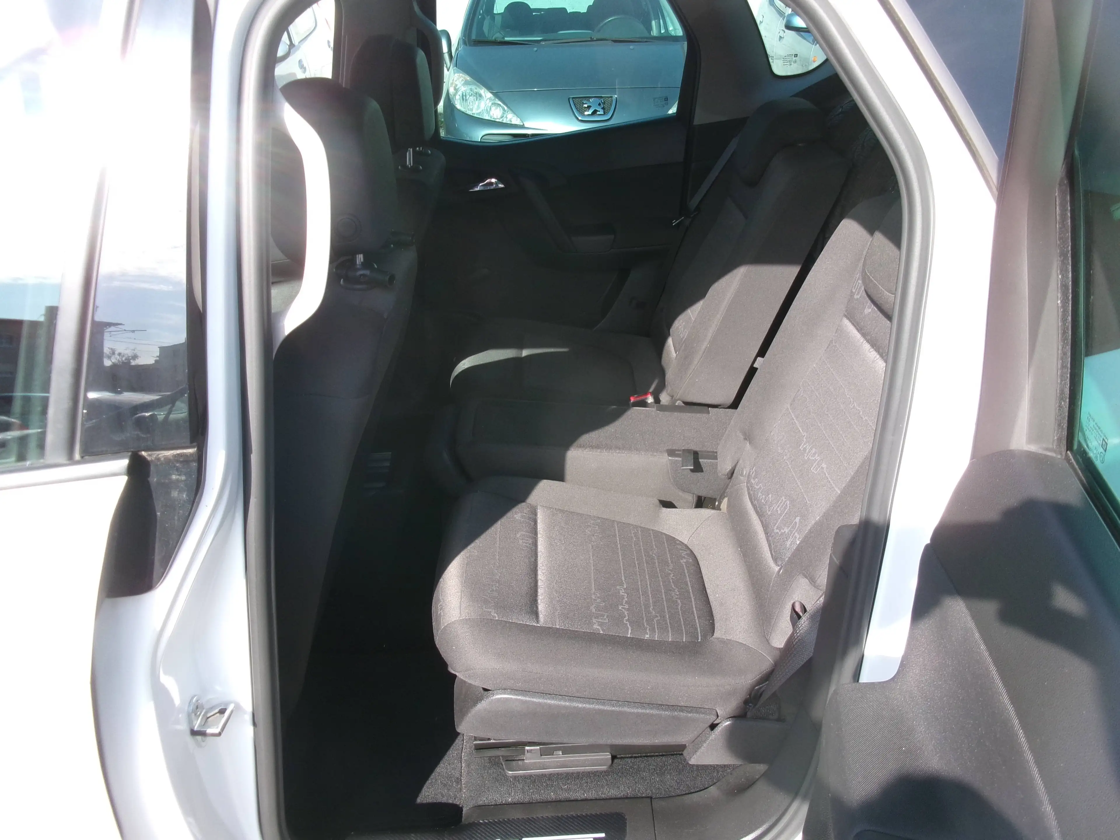 Opel Meriva Meriva 1,4 ecoflex Color Start/Stop System Color — photo 6