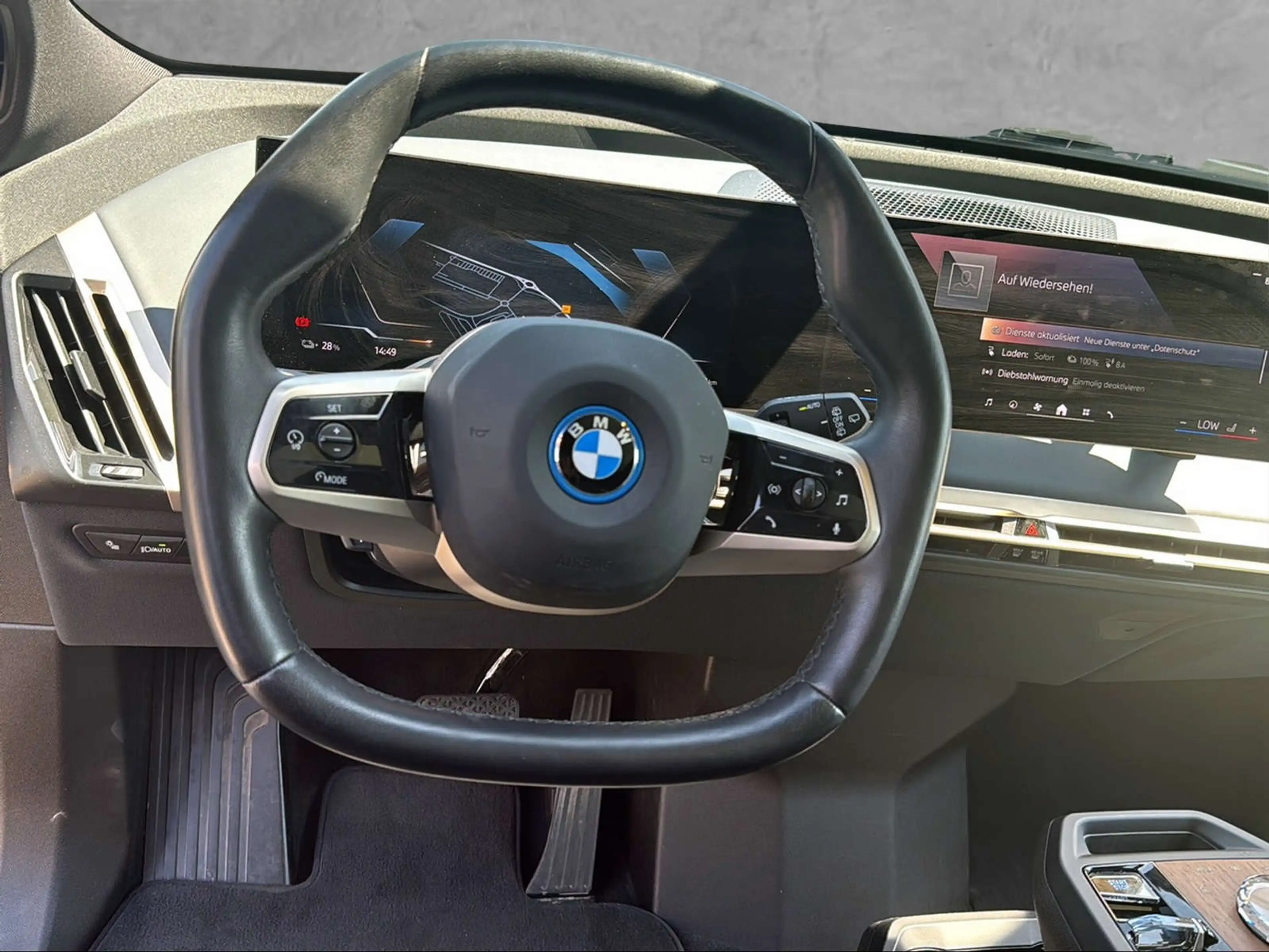 BMW iX xDrive40 Aut. Sportpaket — photo 15