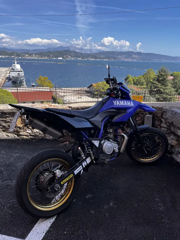 Yamaha WR 125
