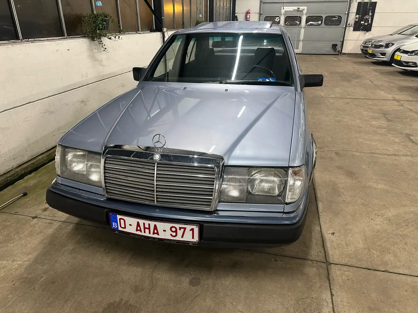 Mercedes-Benz 200 Automaat, Schuifdak, Trekhaak Kék - 2
