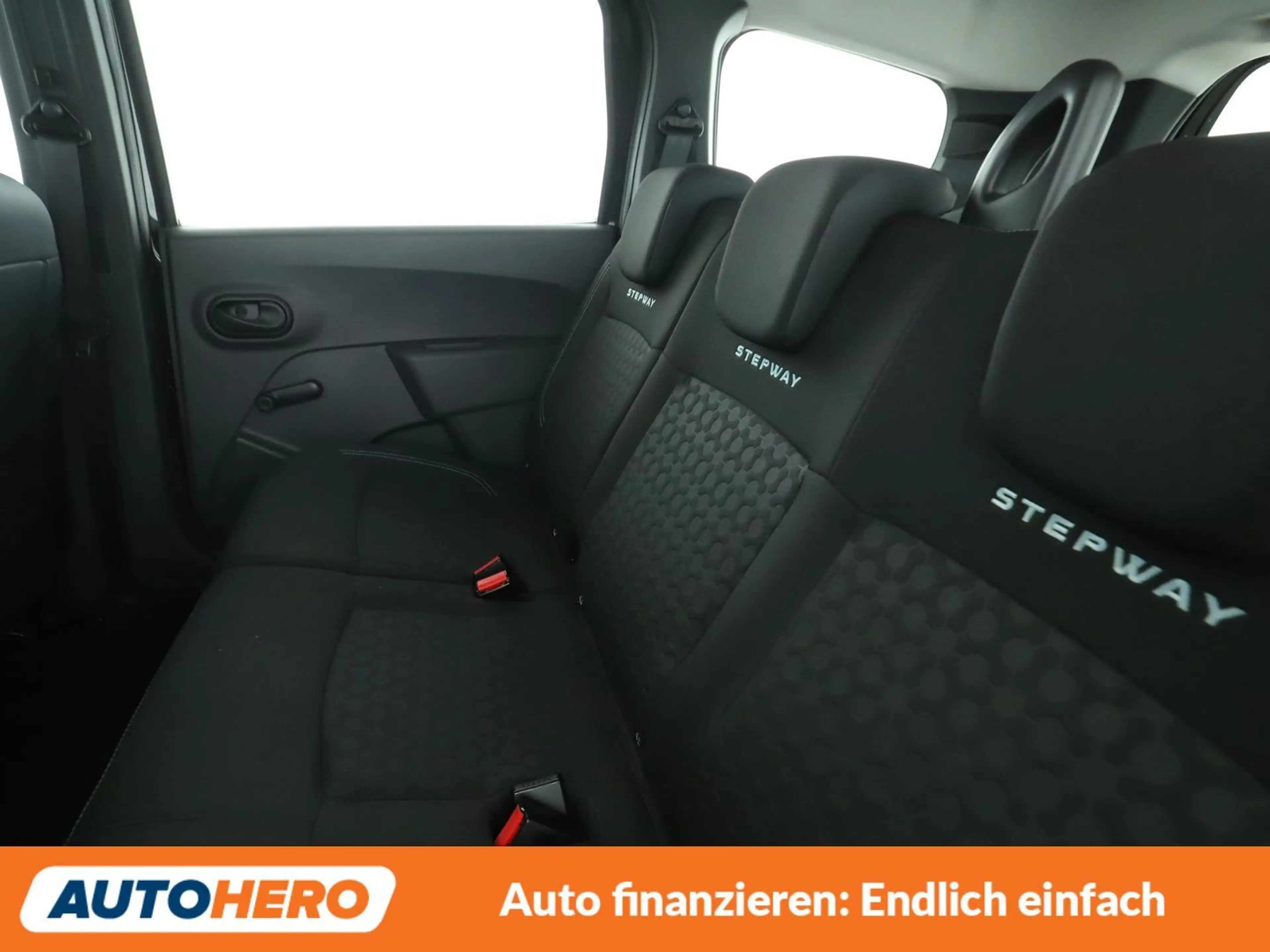 Dacia Lodgy 1.2 TCe Stepway*NAVI*PDC*SHZ*KLIMA*TEMPO* — photo 14