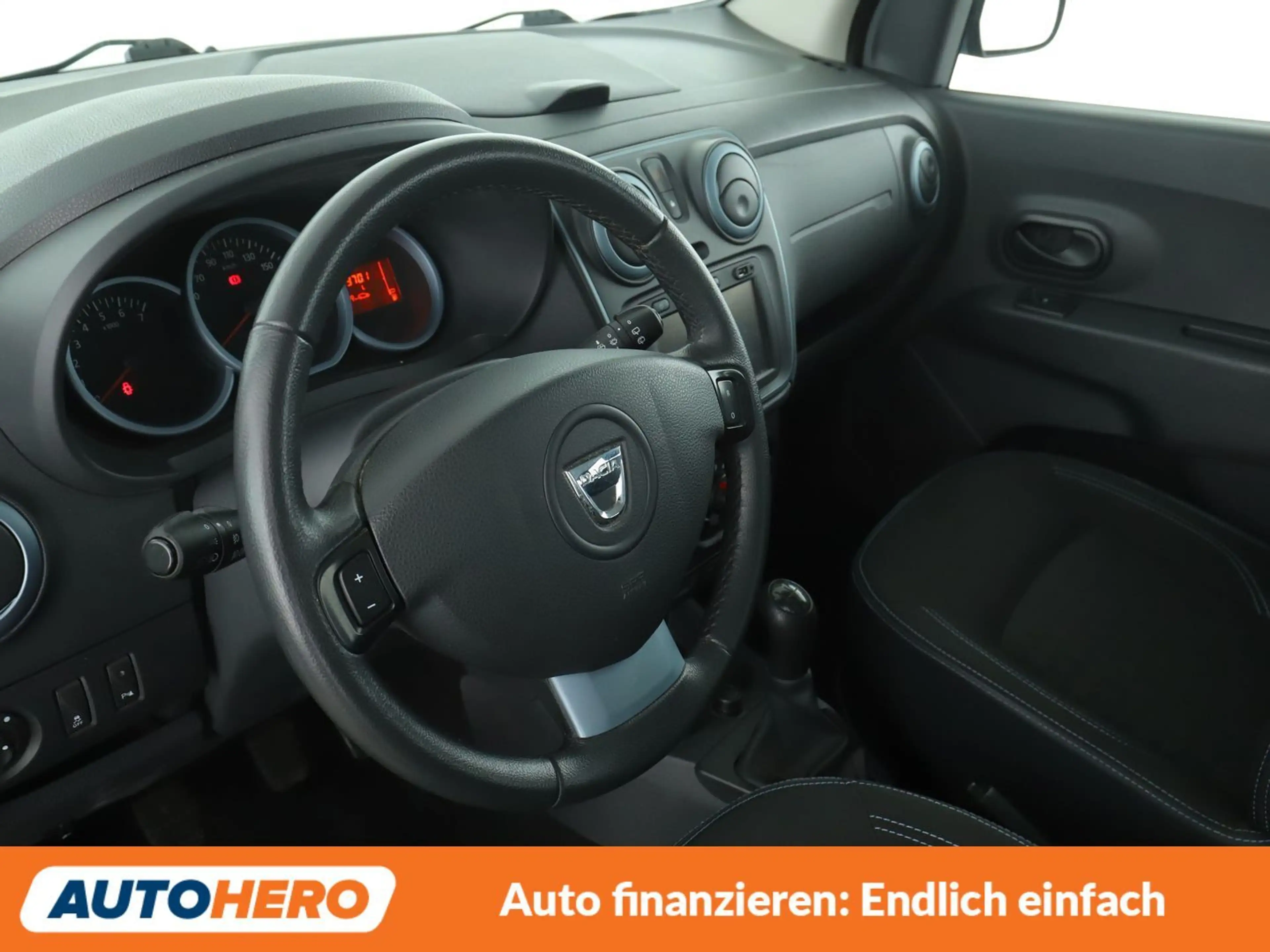 Dacia Lodgy 1.2 TCe Stepway*NAVI*PDC*SHZ*KLIMA*TEMPO* — photo 11