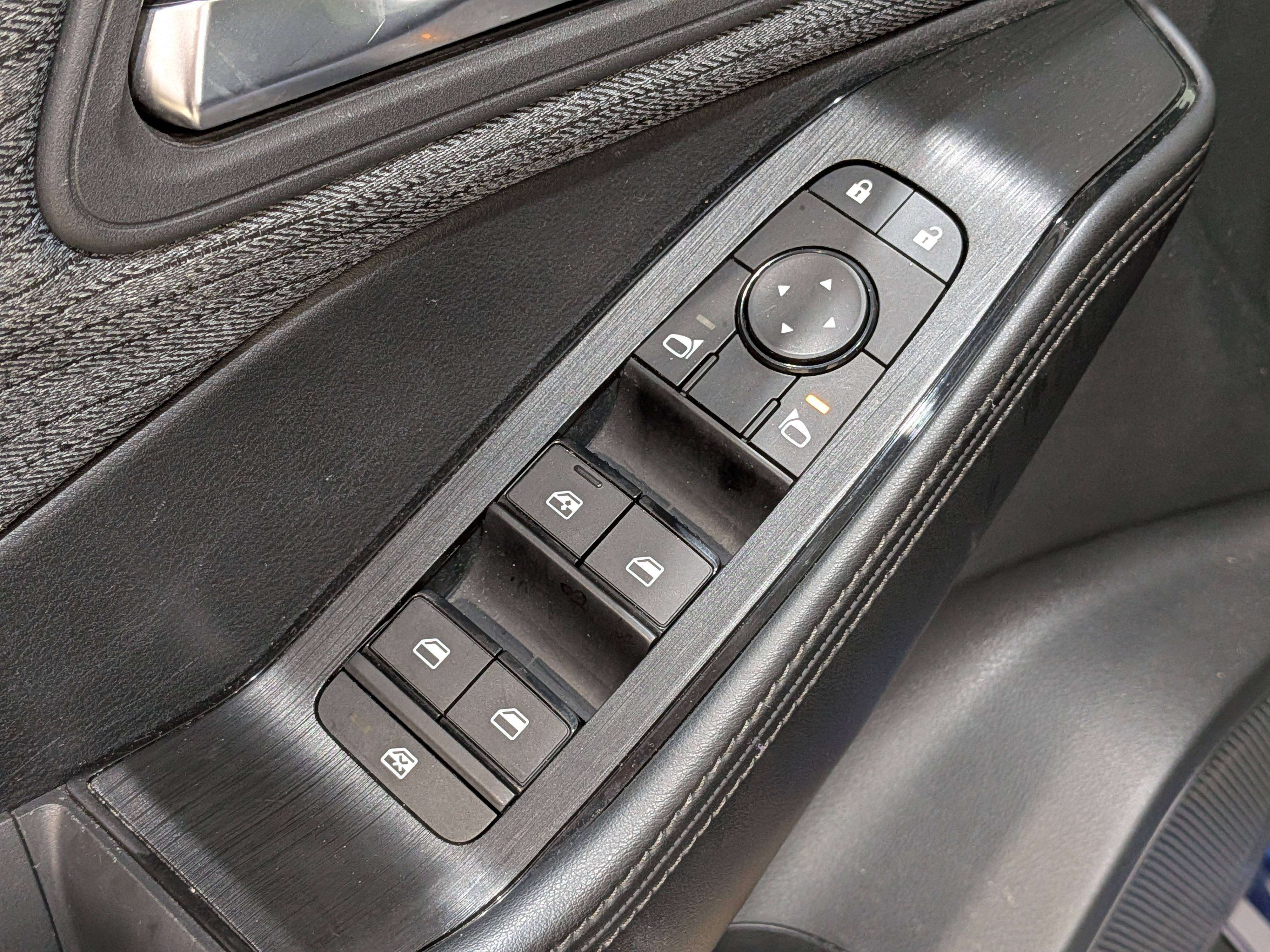 Nissan Rogue 2023