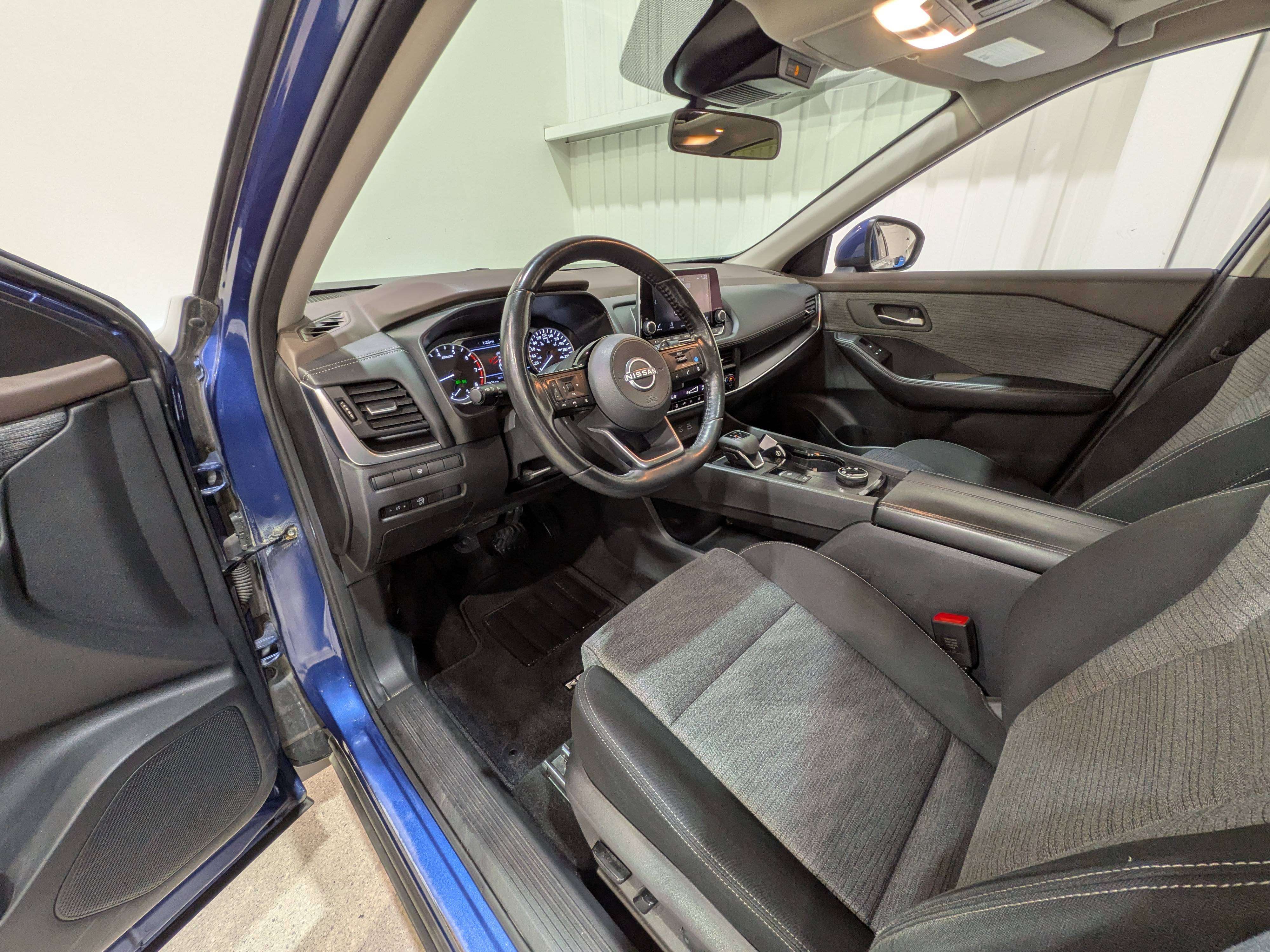Nissan Rogue 2023