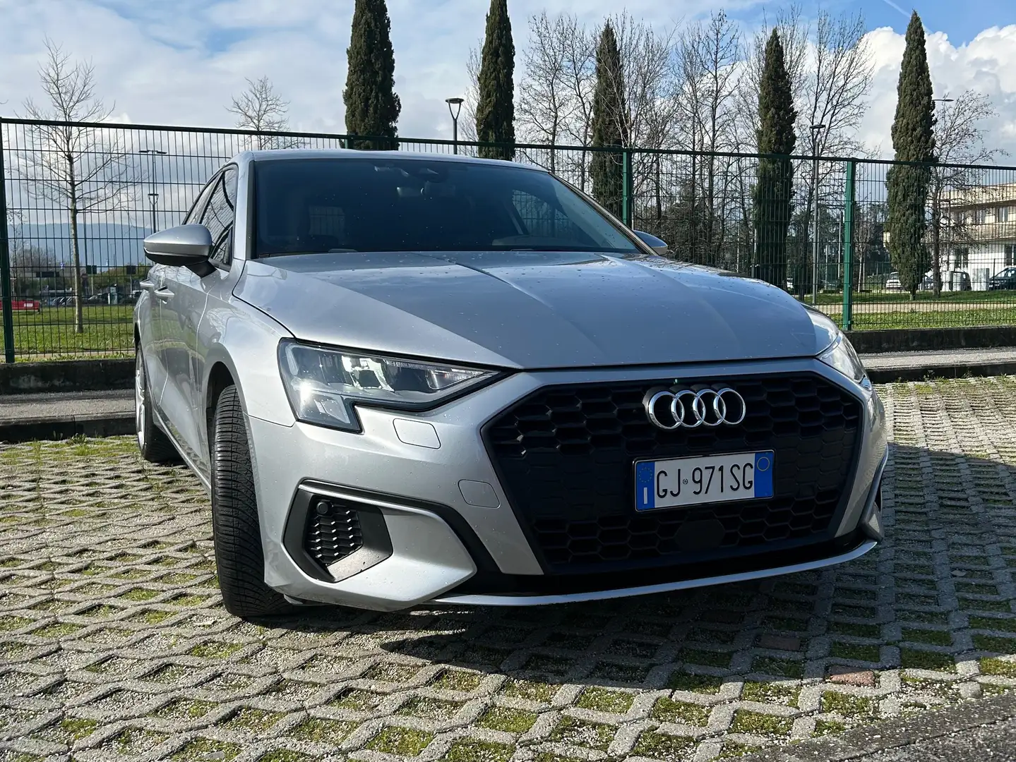 Audi A3 30 TDI Sportback - 1