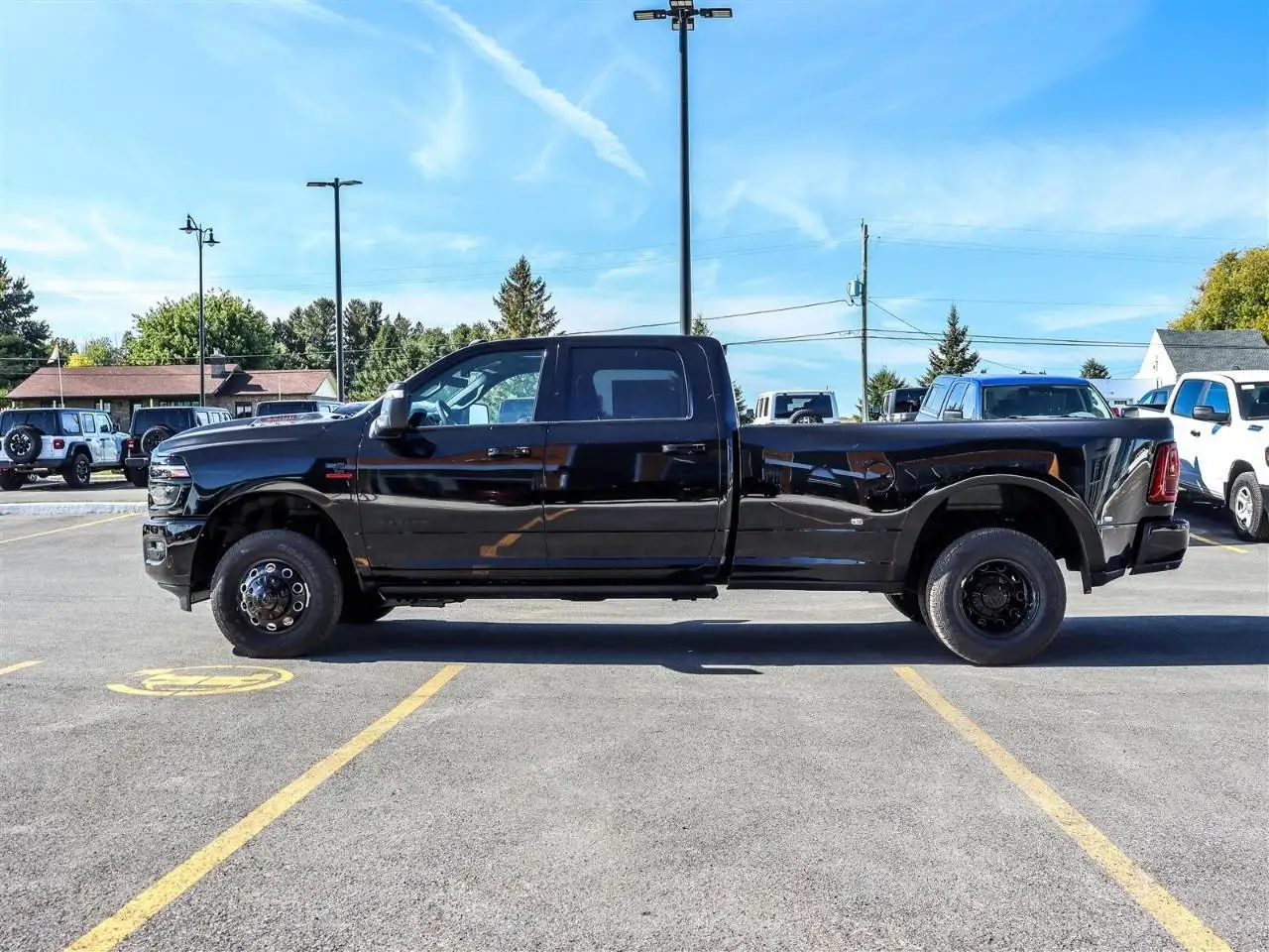RAM 3500 снимка RAM 3500