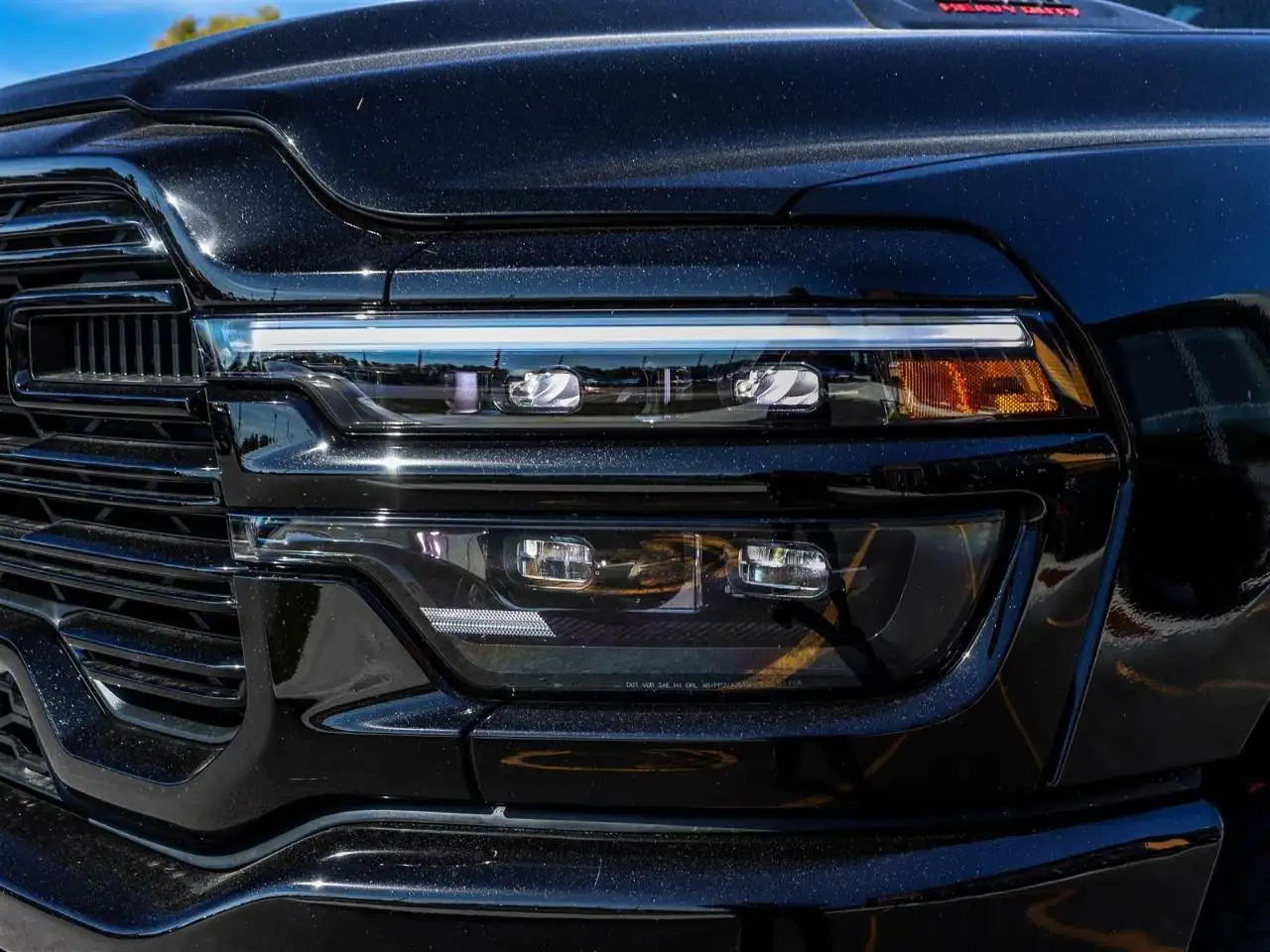 RAM 3500 снимка RAM 3500