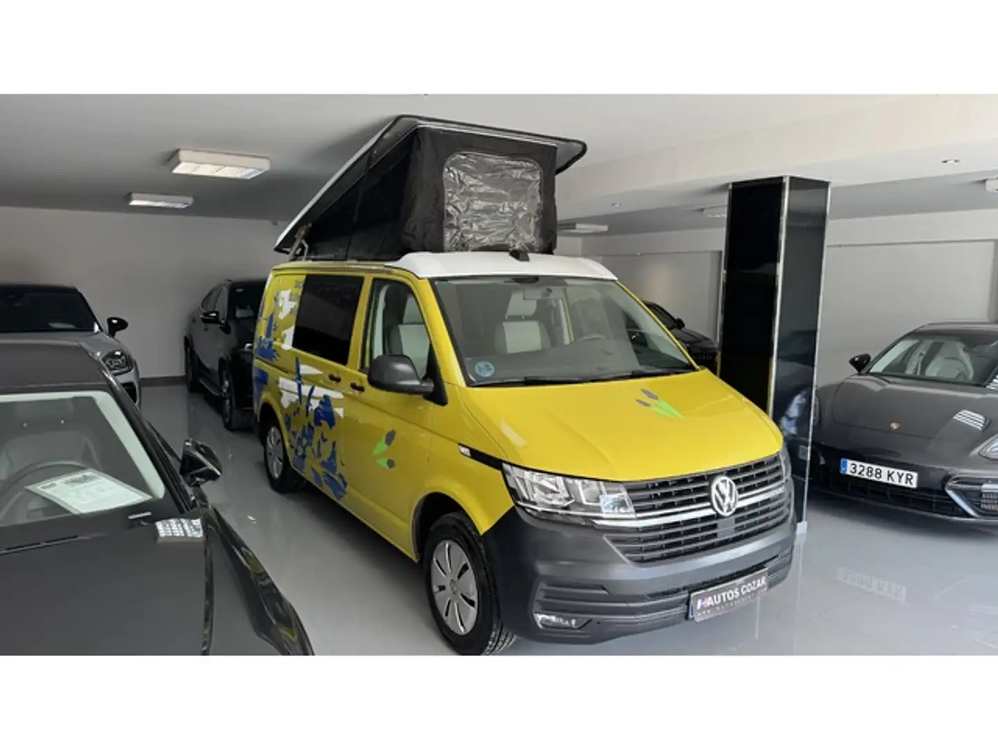 Volkswagen T6 Transporter Kombi 2.0TDI SCR BMT Larga 81kW Amarillo - 1