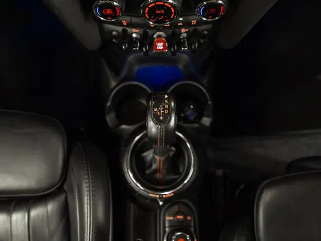 Mini Cooper Cooper view 10