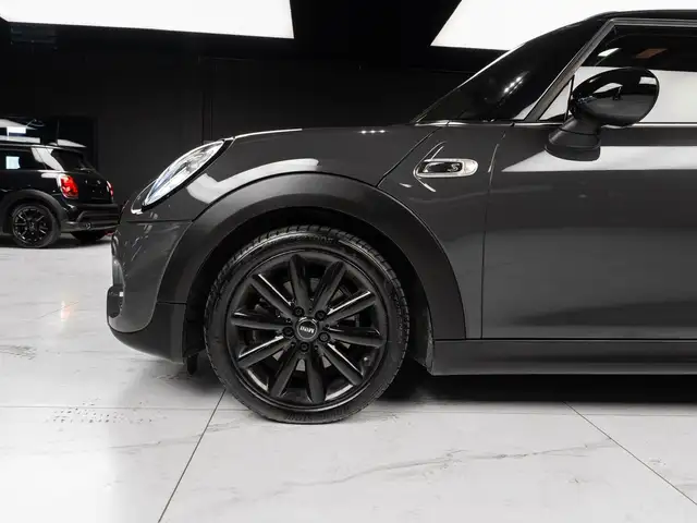 Mini Cooper Cooper view 15