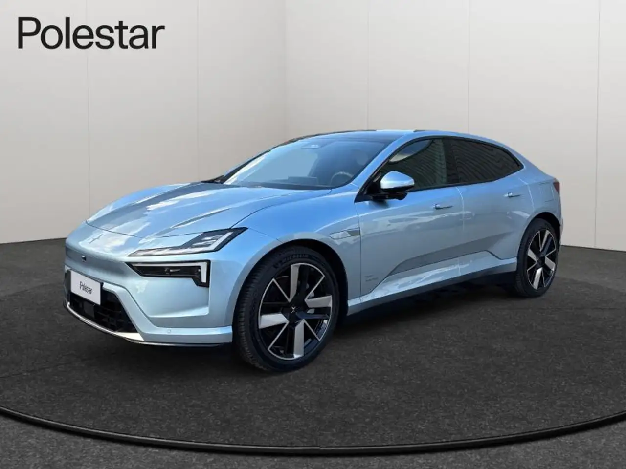 Polestar 4 2025