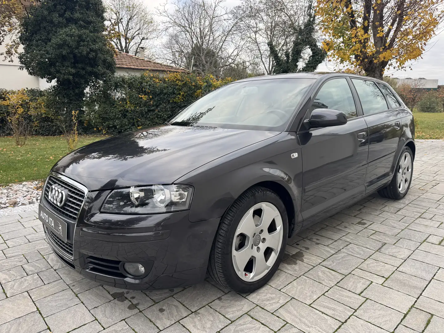 Audi A3 A3 Sportback 2.0 tdi Ambition OK NEOPATENTATI Gris - 2