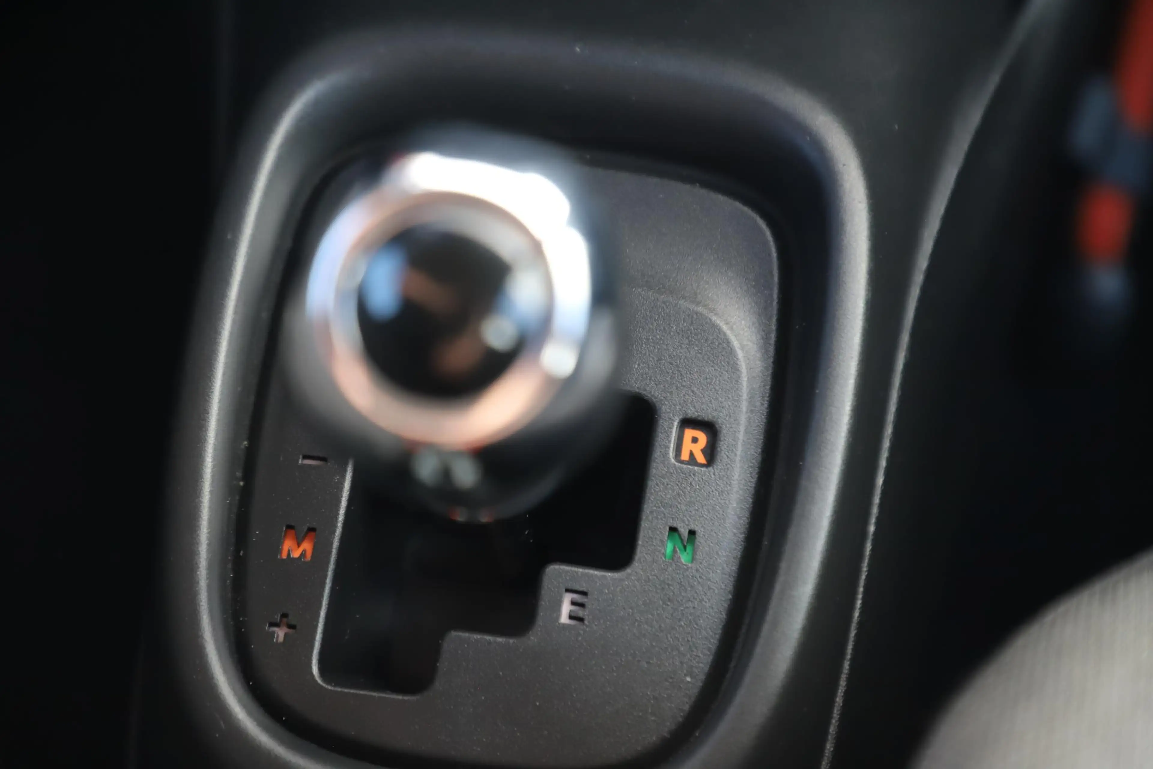 Peugeot 108 1.0 e-VTi Active Automaat Radio Bluetooth Airco LE — photo 11