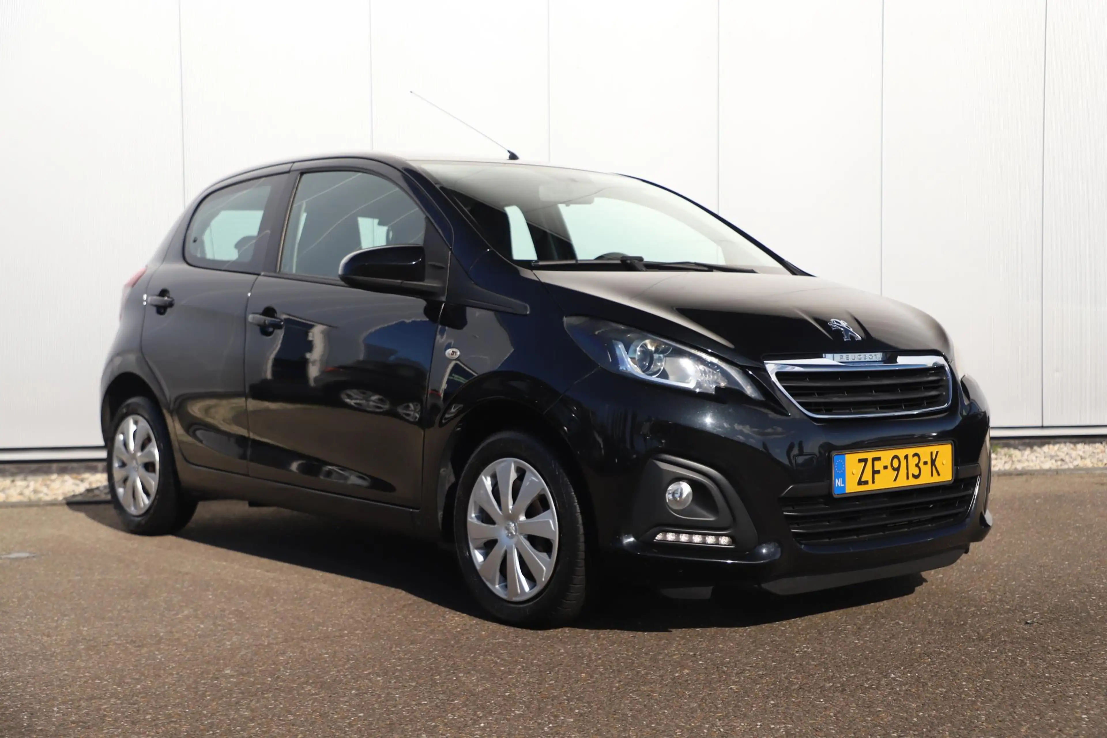 Peugeot 108 1.0 e-VTi Active Automaat Radio Bluetooth Airco LE — photo 3