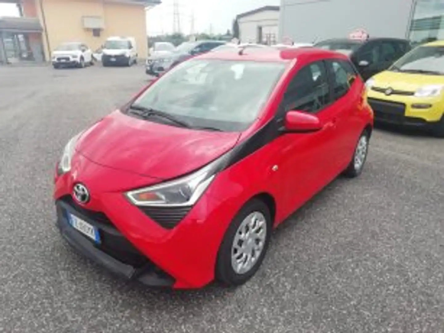 Toyota Aygo Aygo 5p 1.0 x-play 72cv Rood - 1