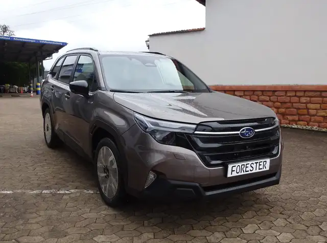 Subaru Forester 2.0ie Platinum 2025 Modell