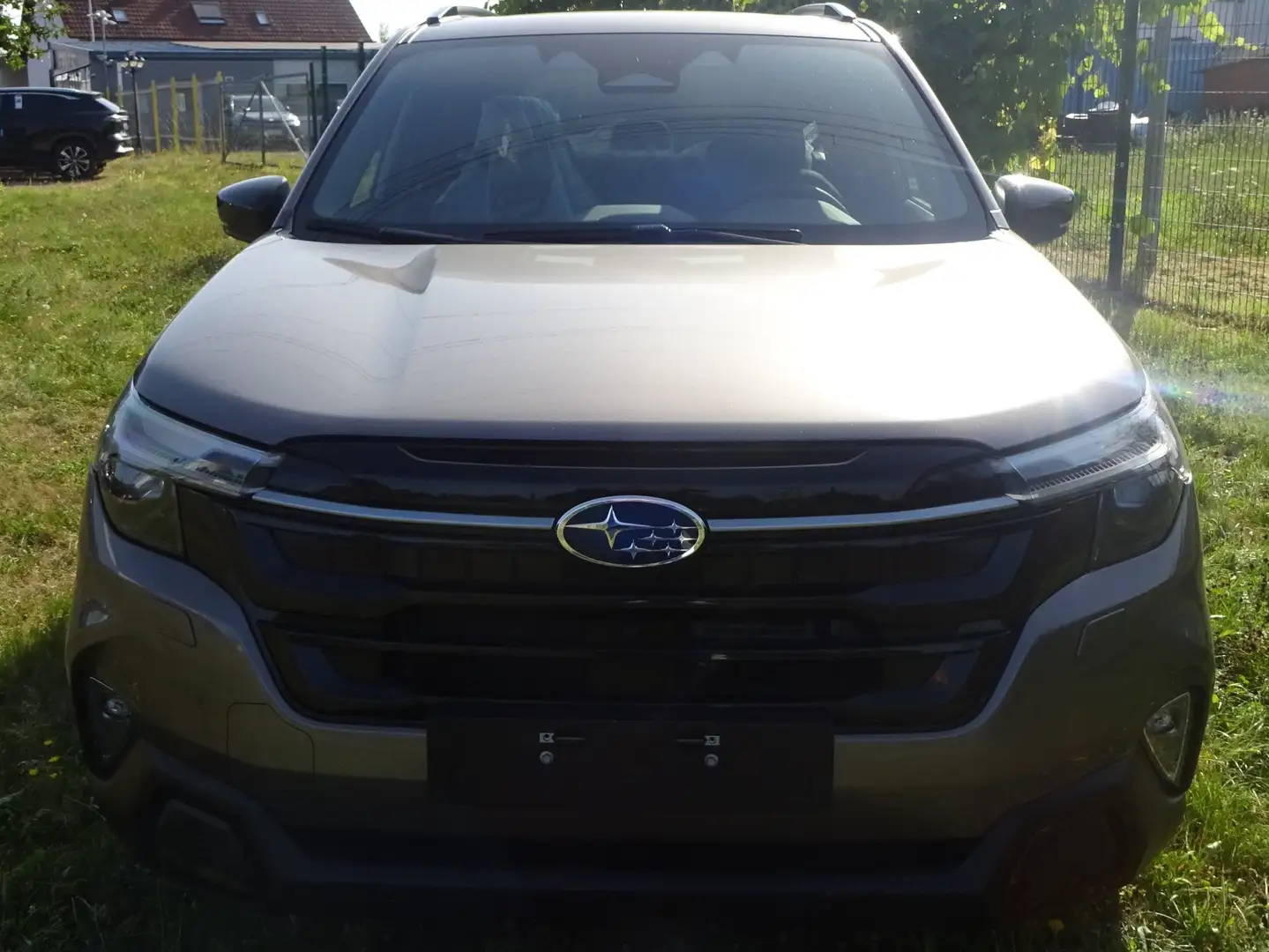 Subaru Forester 2.0ie Platinum 2025 Modell Bronzo - 2