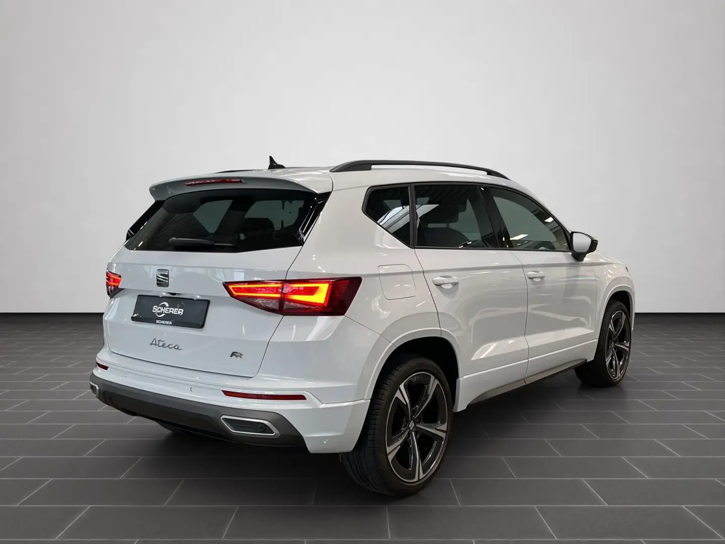 SEAT Ateca FR 1.5 TSI DSG AHK Rückfahrkamera Weiß - 2