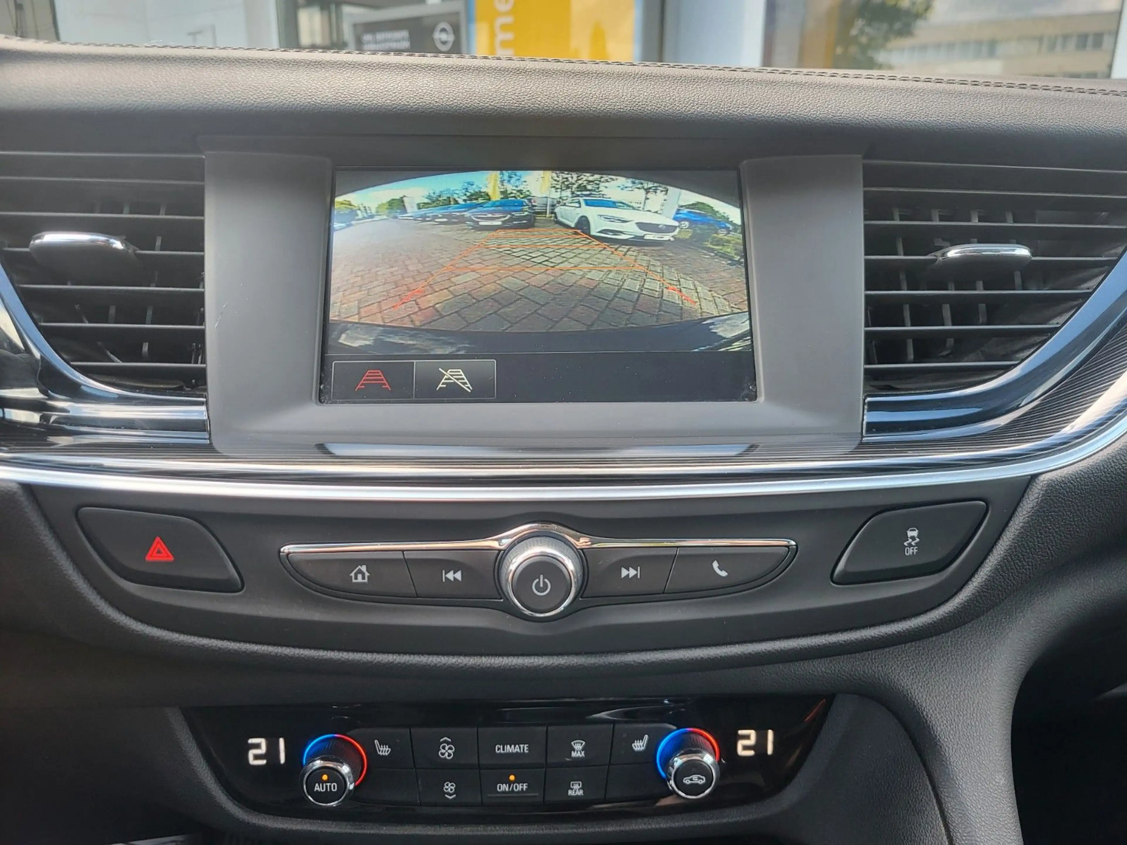Opel Insignia B ST Premium "Innovation" Matrix-LED — photo 14