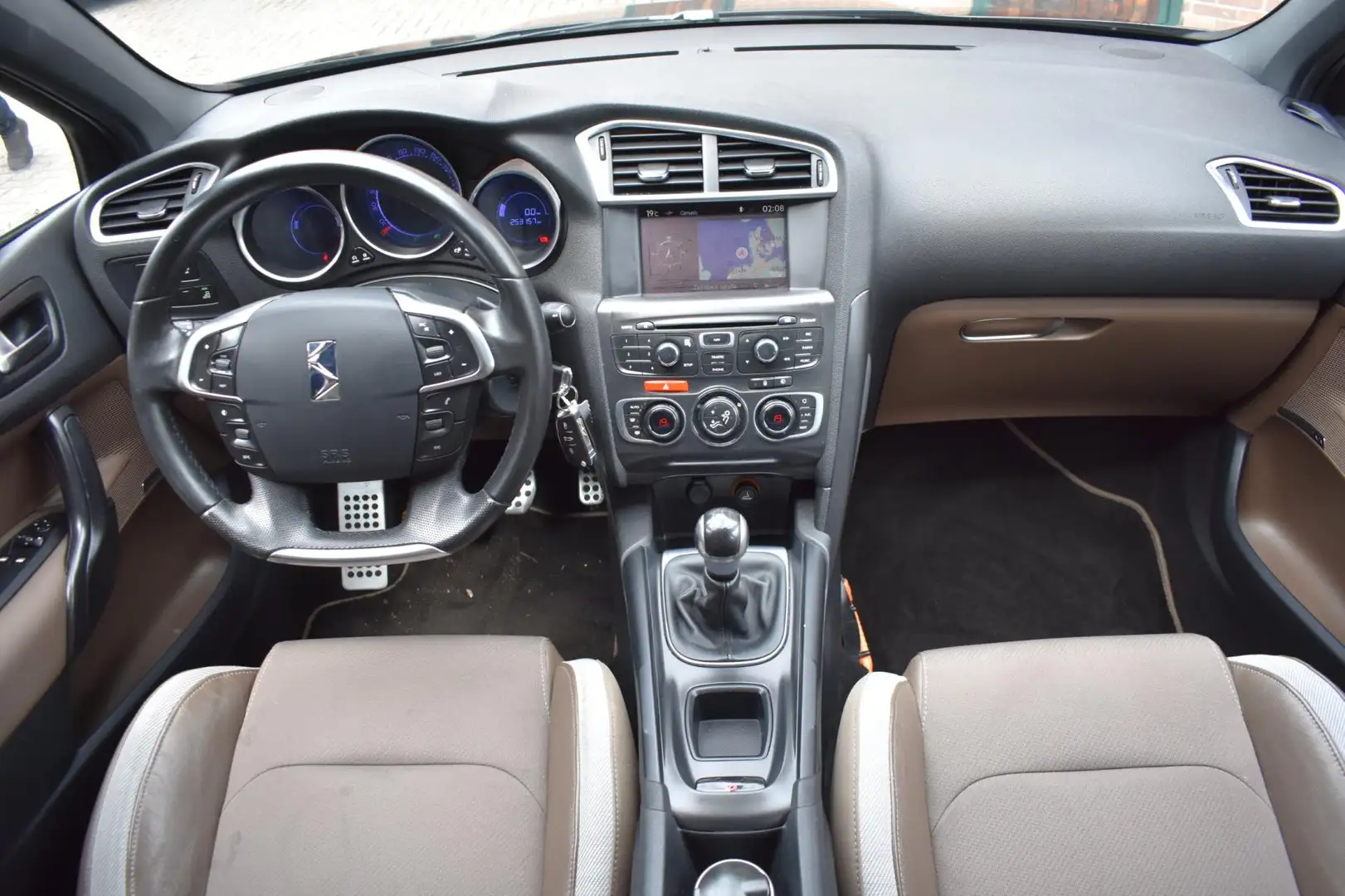 Citroen DS4 1.6 VTi So Chic '12 VERBRUIKT OLIE!!! Zwart - 2