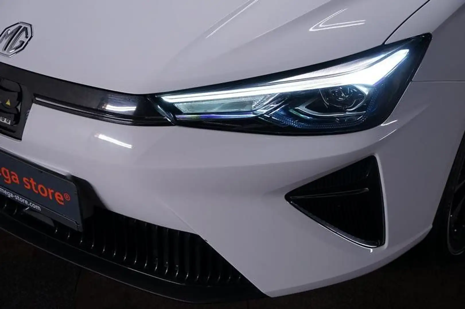 MG MG5 Kamera/AUT/KeyLess/LED/Navi/RFK/SHZ/Virtual White - 2